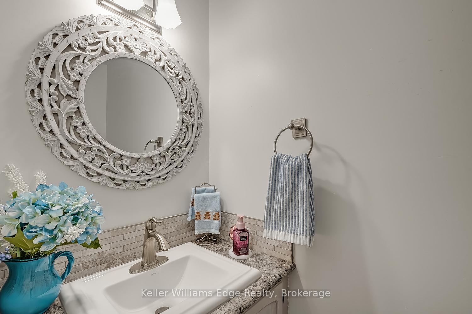 Photo 7 of Unit 18, 3021 Glencrest Road, Burlington, Roseland — HOMEH
