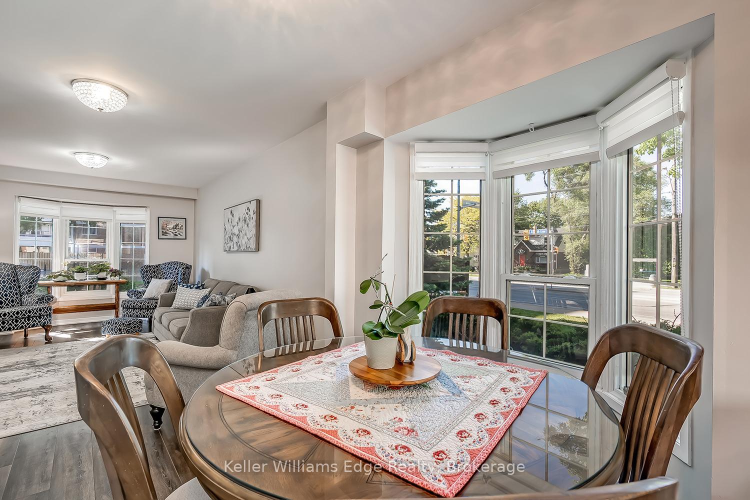 Photo 13 of Unit 18, 3021 Glencrest Road, Burlington, Roseland — HOMEH