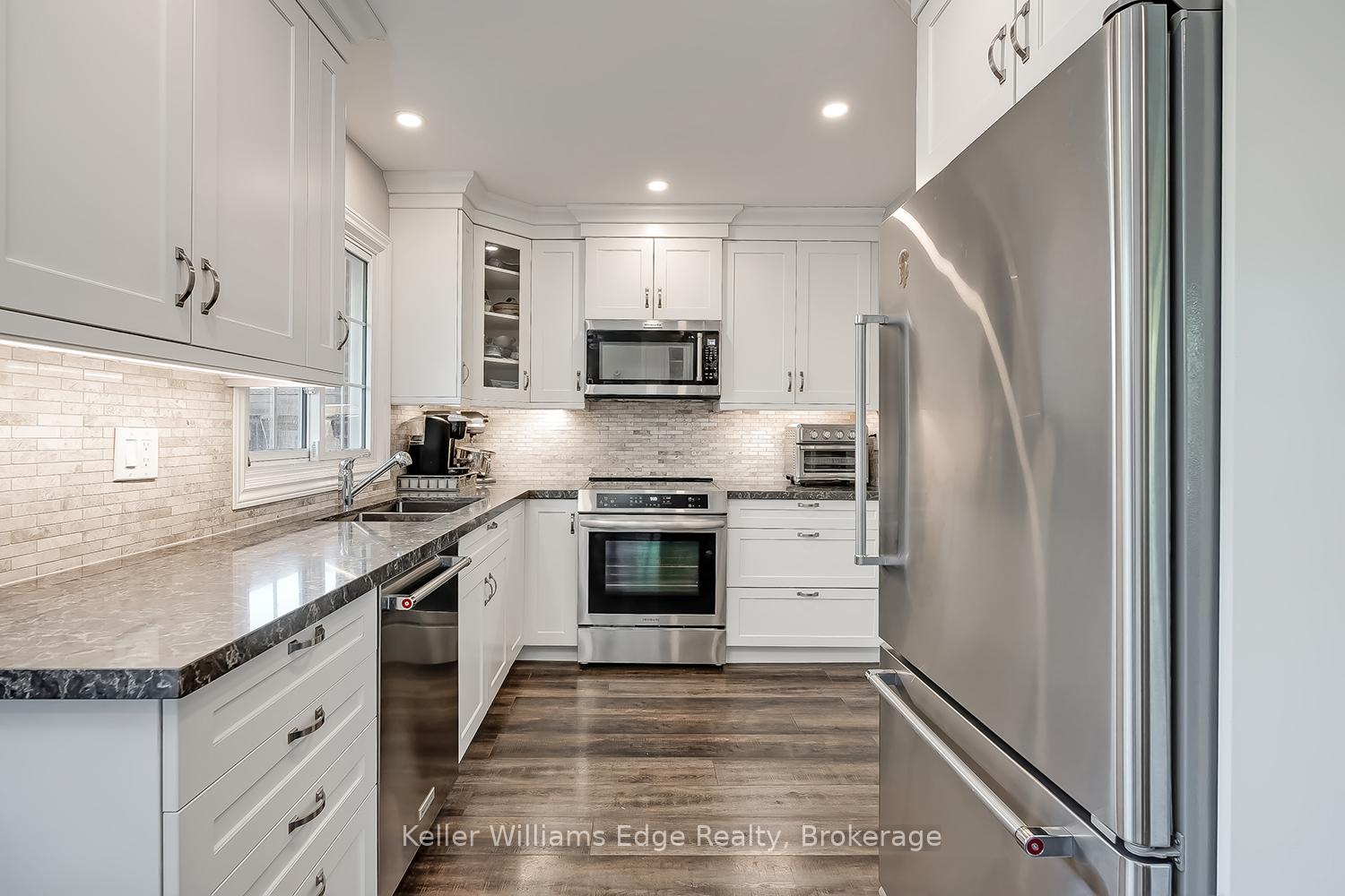 Photo 20 of Unit 18, 3021 Glencrest Road, Burlington, Roseland — HOMEH