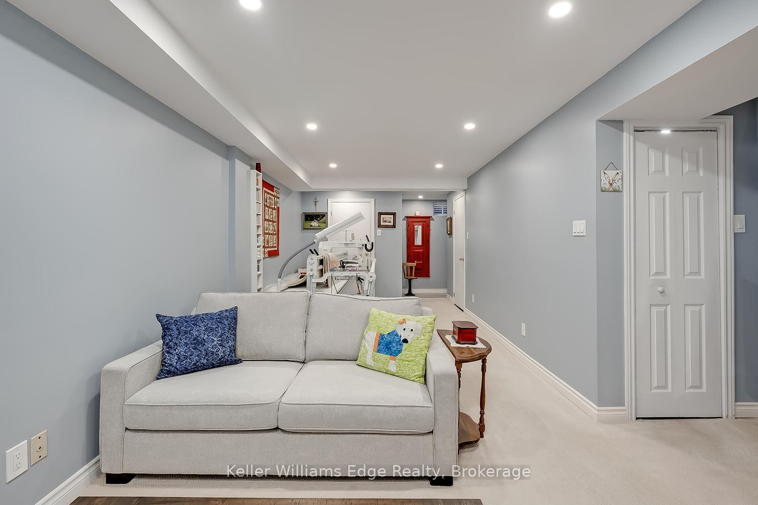 Photo 27 of Unit 18, 3021 Glencrest Road, Burlington, Roseland — HOMEH