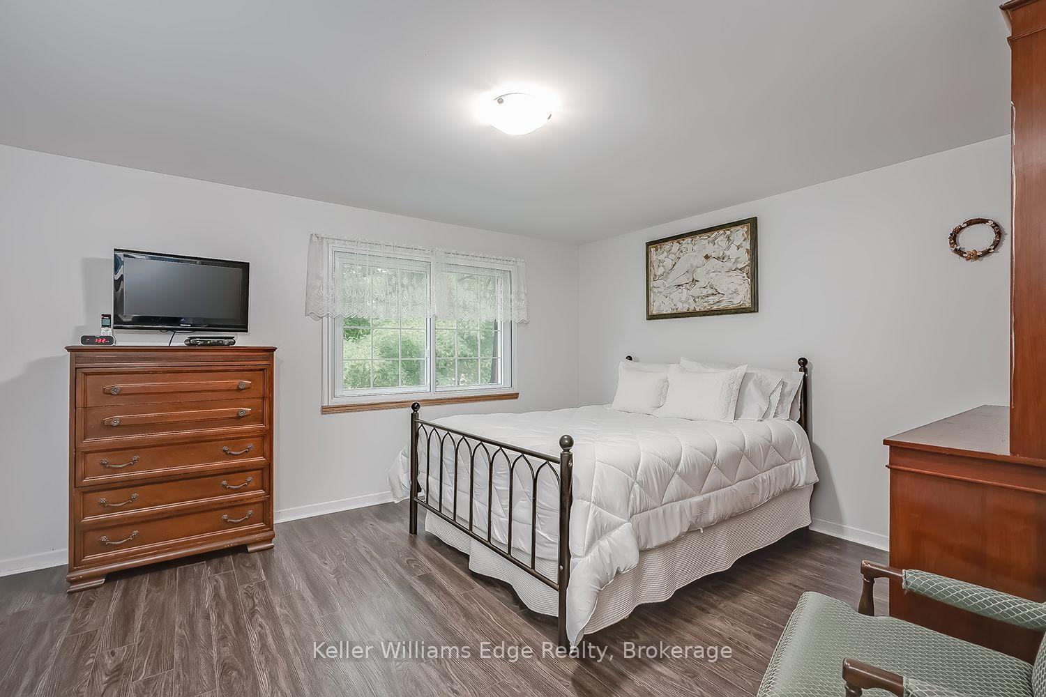 Photo 46 of Unit 18, 3021 Glencrest Road, Burlington, Roseland — HOMEH