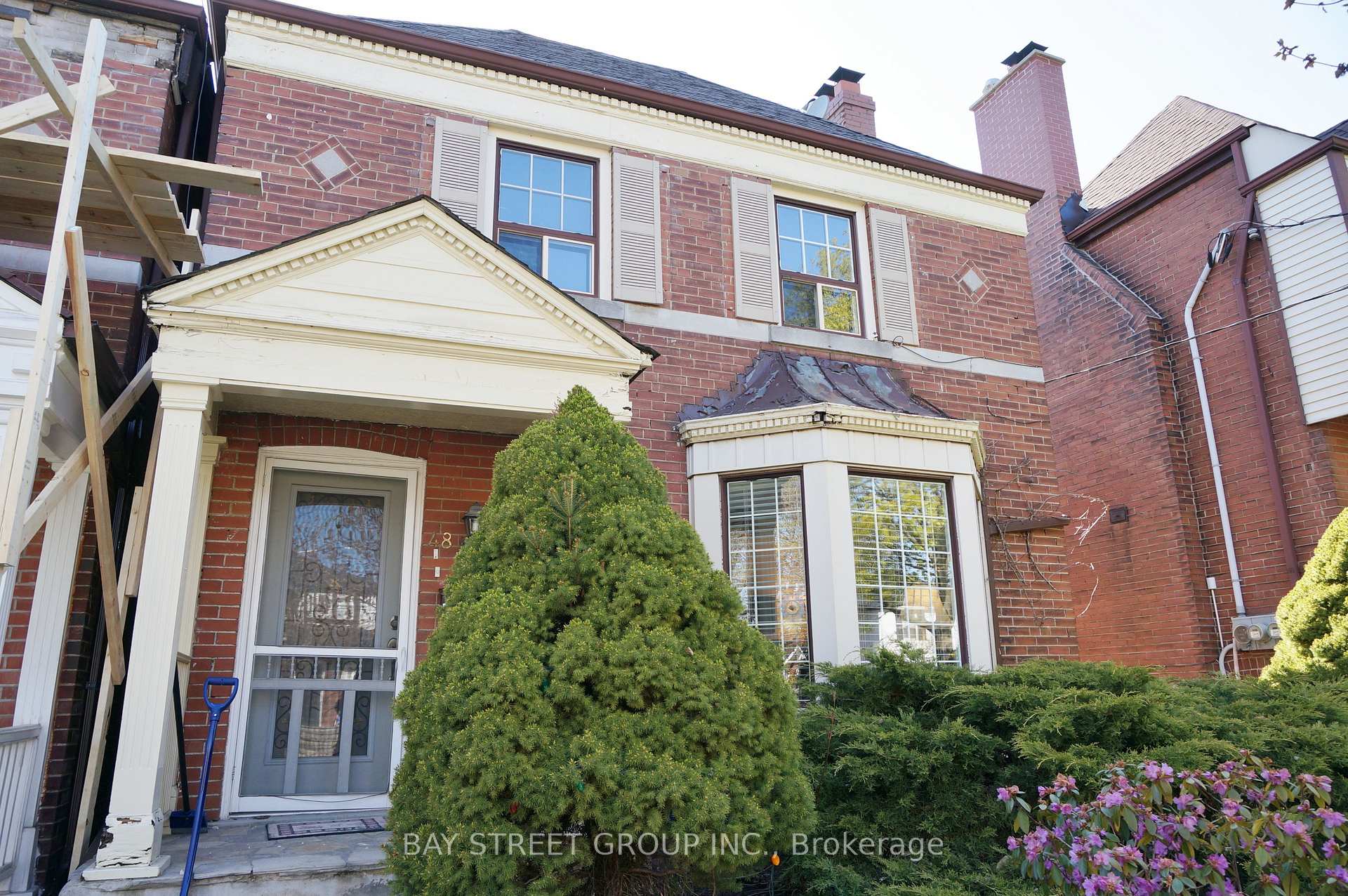 Photo 2 of Unit Main & Lower, 48 Braemar Avenue, Toronto, Yonge-Eglinton — HOMEH