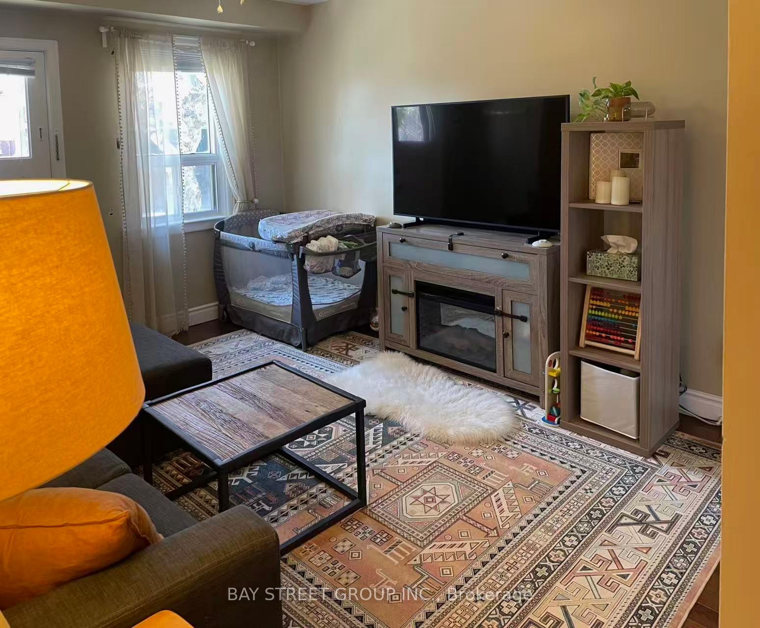Photo 15 of Unit Main & Lower, 48 Braemar Avenue, Toronto, Yonge-Eglinton — HOMEH
