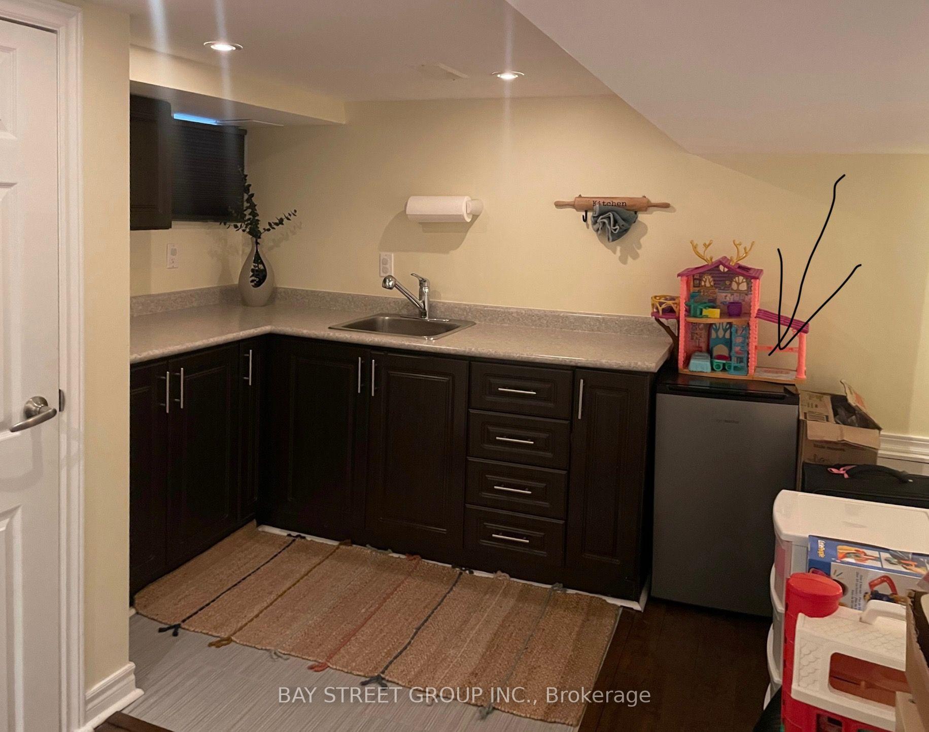 Photo 21 of Unit Main & Lower, 48 Braemar Avenue, Toronto, Yonge-Eglinton — HOMEH