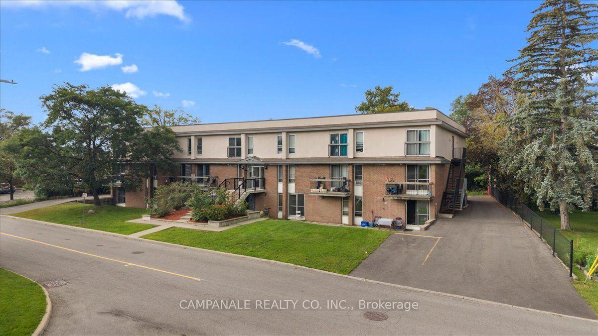 Photo 2 of 2176 Blossom Drive, Ottawa, Applewood Acres — HOMEH