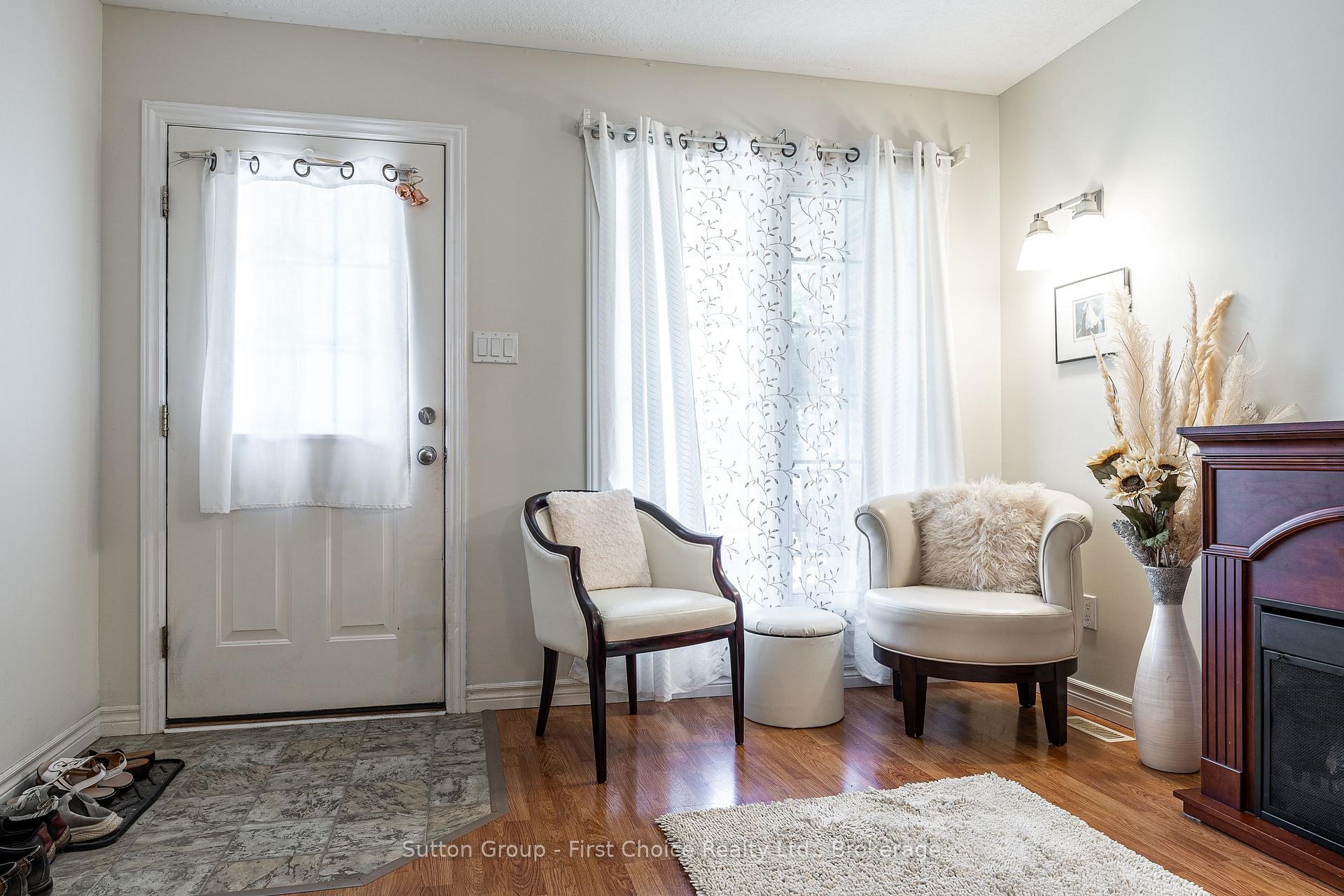 Photo 5 of 25 Trinity Street, Stratford — HOMEH