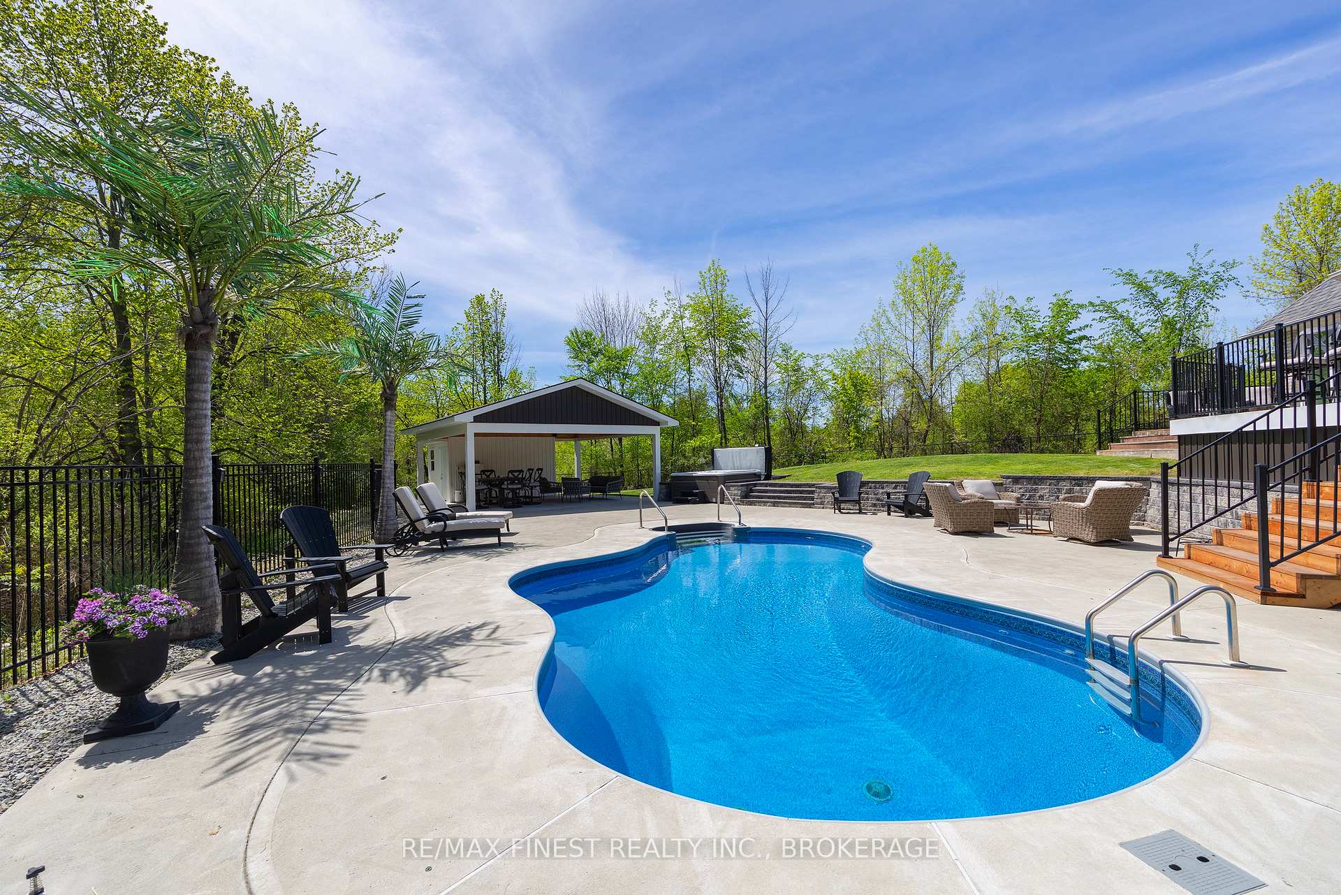 Photo 26 of 1747 Hitchcock Drive, Frontenac, Frontenac South — HOMEH