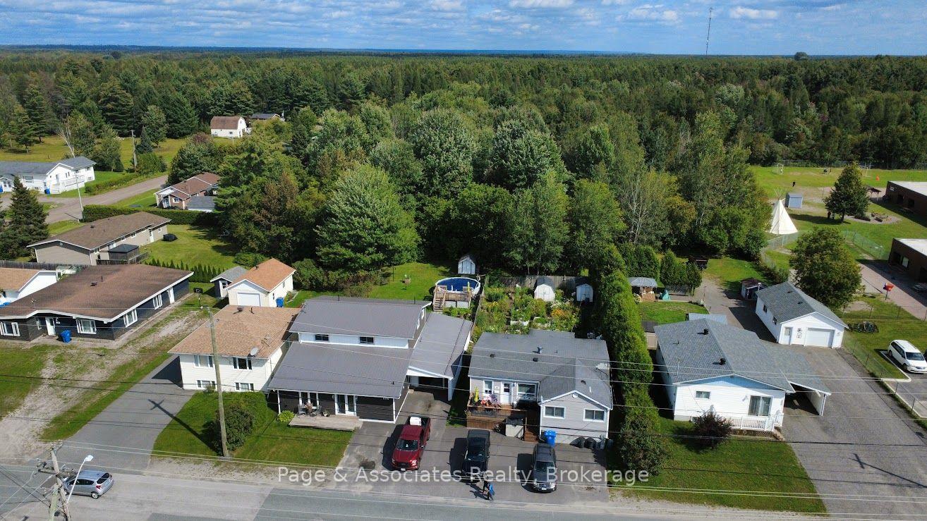 Photo 41 of 696 Coursol Road, West Nipissing, Sturgeon Falls — HOMEH