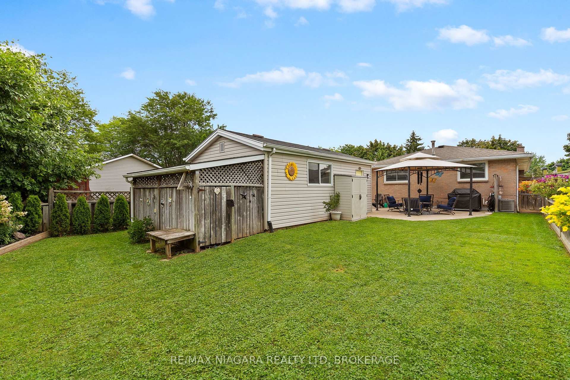Photo 28 of 7803 Salisbury Place, Niagara Falls, West Wood — HOMEH