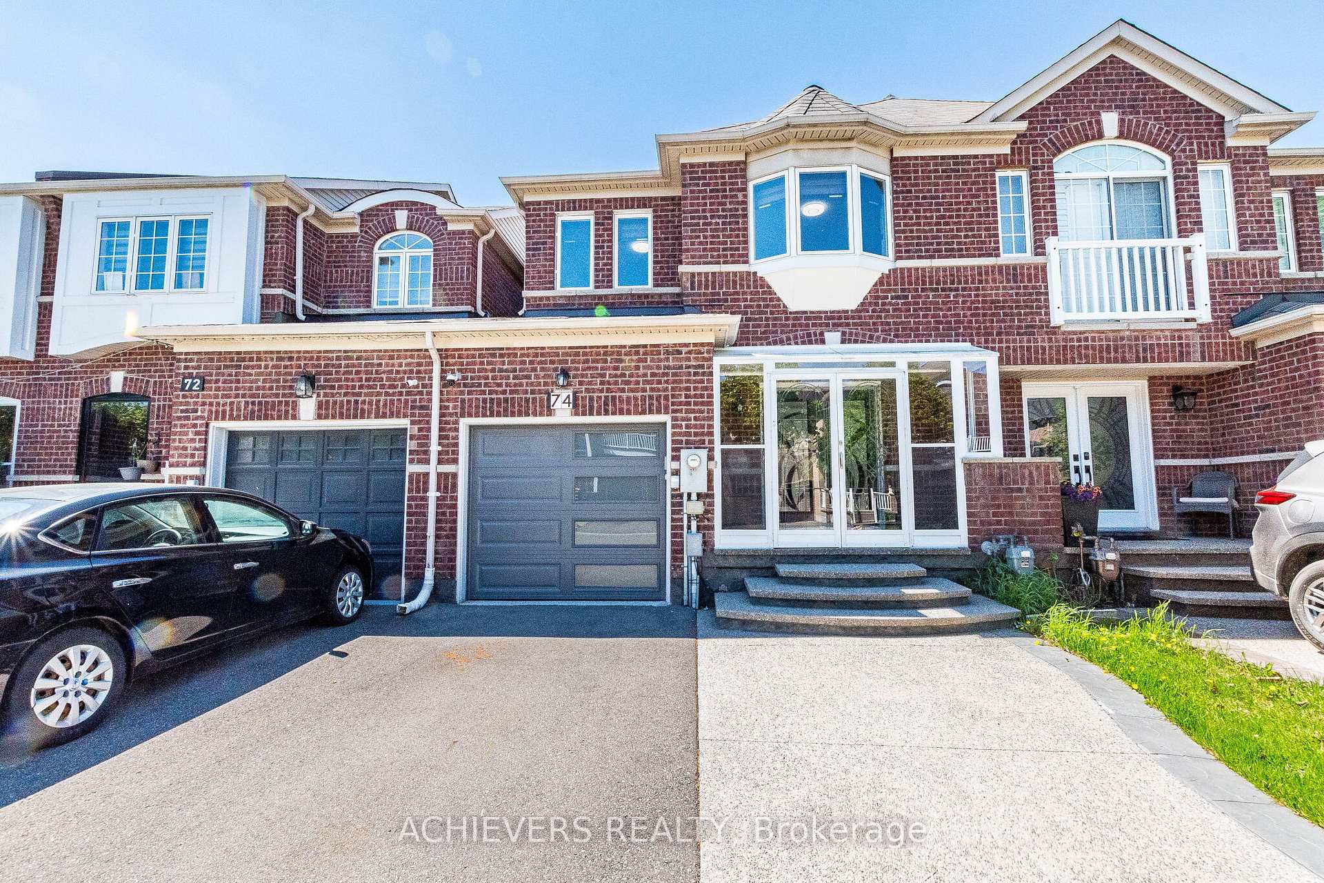 Photo 2 of 74 Charcoal Way, Brampton, Bram West — HOMEH