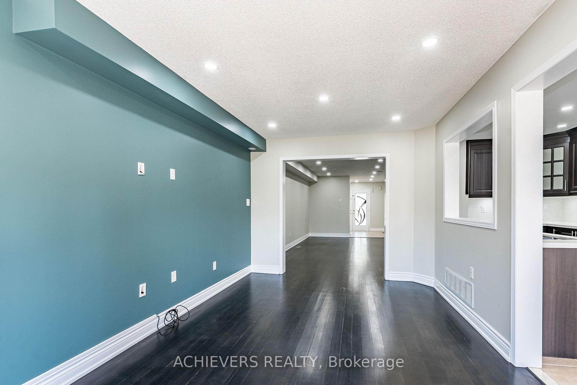 Photo 12 of 74 Charcoal Way, Brampton, Bram West — HOMEH