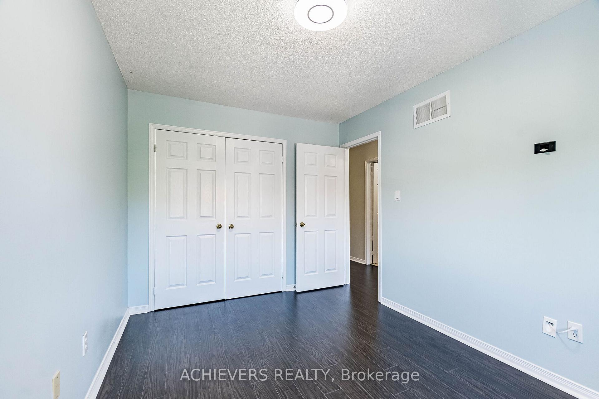 Photo 31 of 74 Charcoal Way, Brampton, Bram West — HOMEH