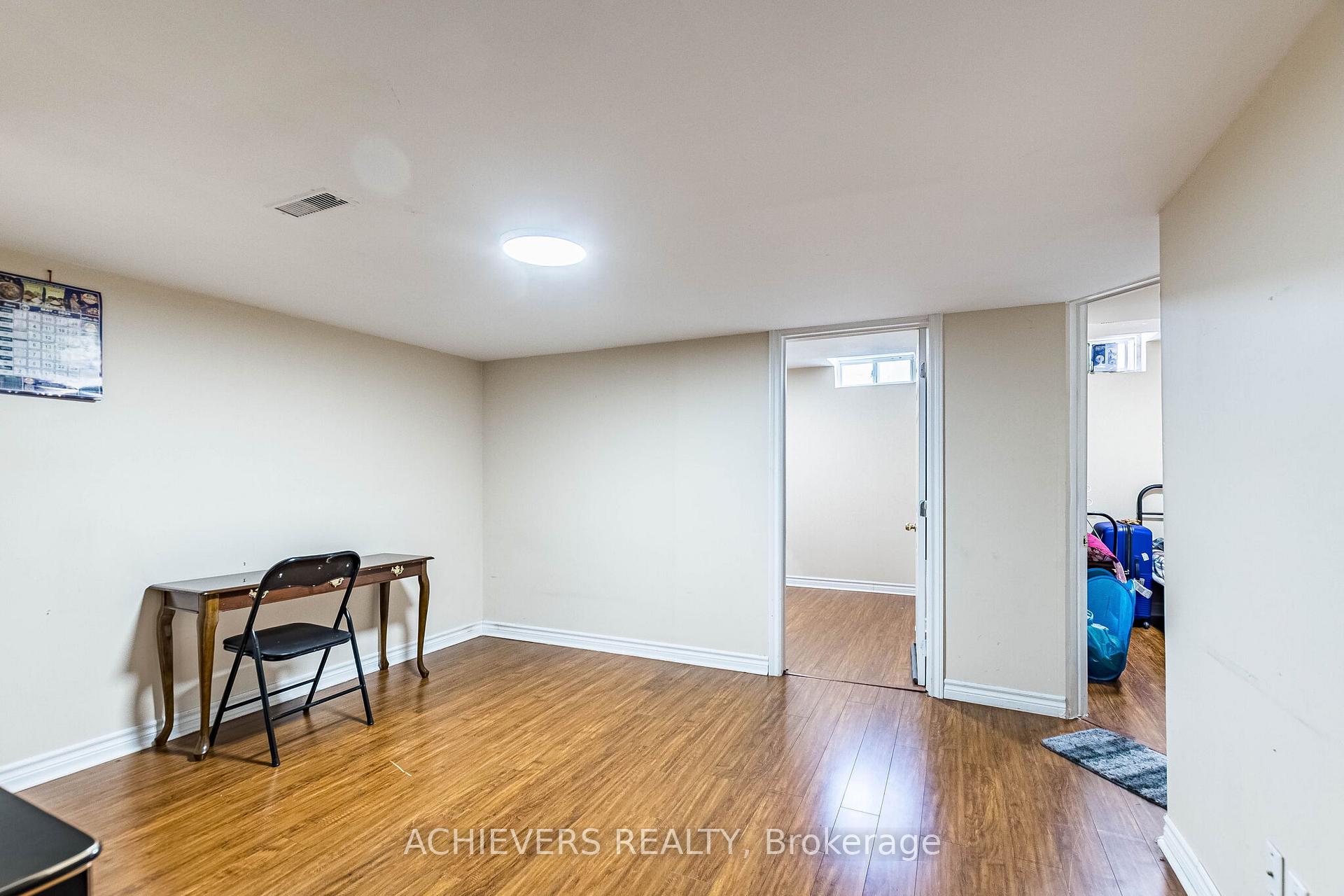 Photo 40 of 74 Charcoal Way, Brampton, Bram West — HOMEH