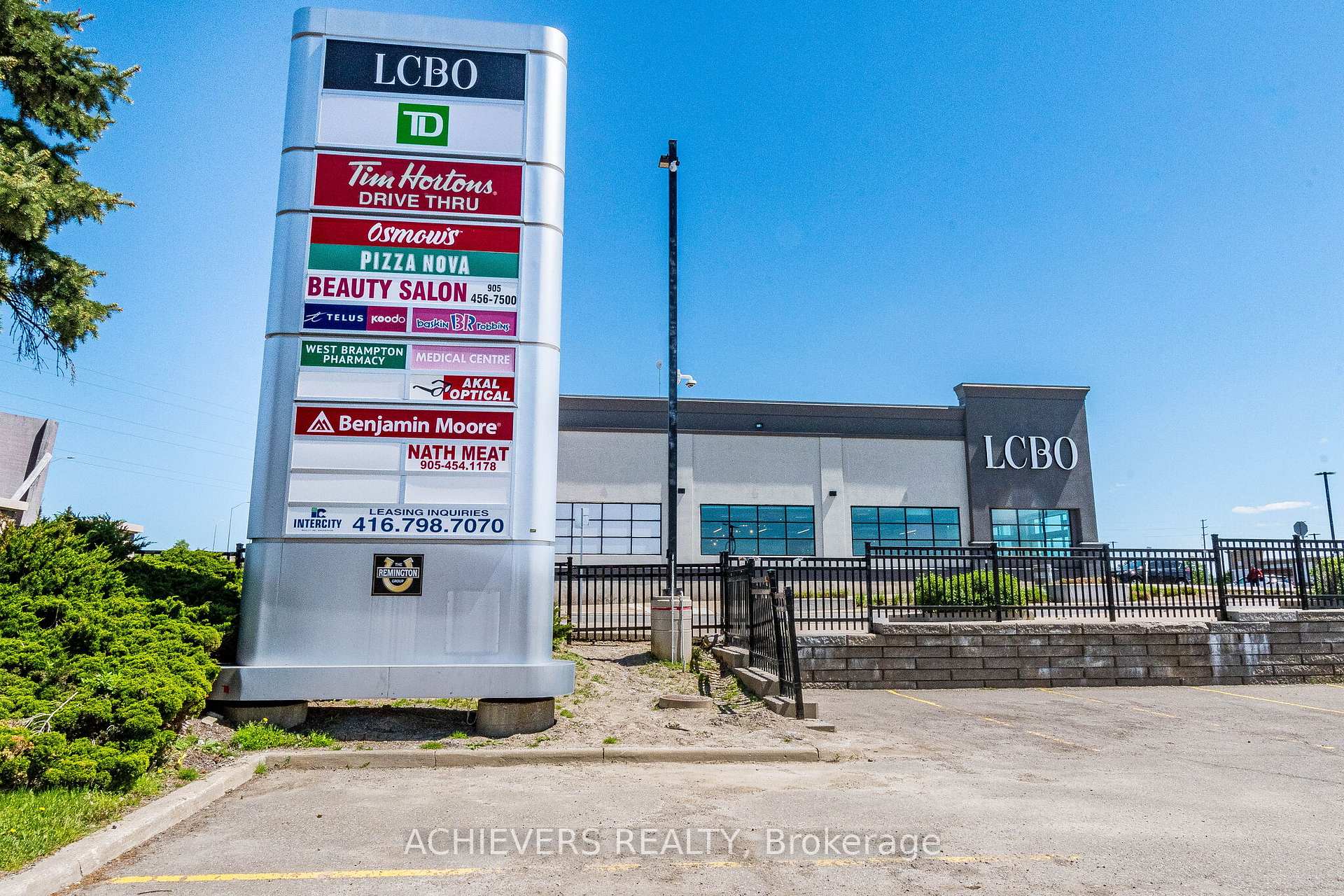 Photo 49 of 74 Charcoal Way, Brampton, Bram West — HOMEH