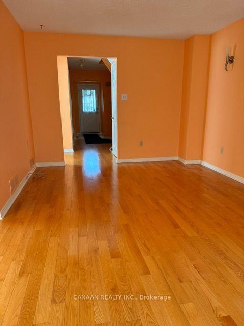 Photo 4 of 79 Graham Crescent, Markham, Raymerville — HOMEH