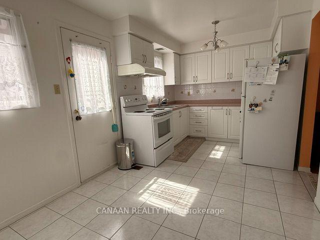 Photo 9 of 79 Graham Crescent, Markham, Raymerville — HOMEH