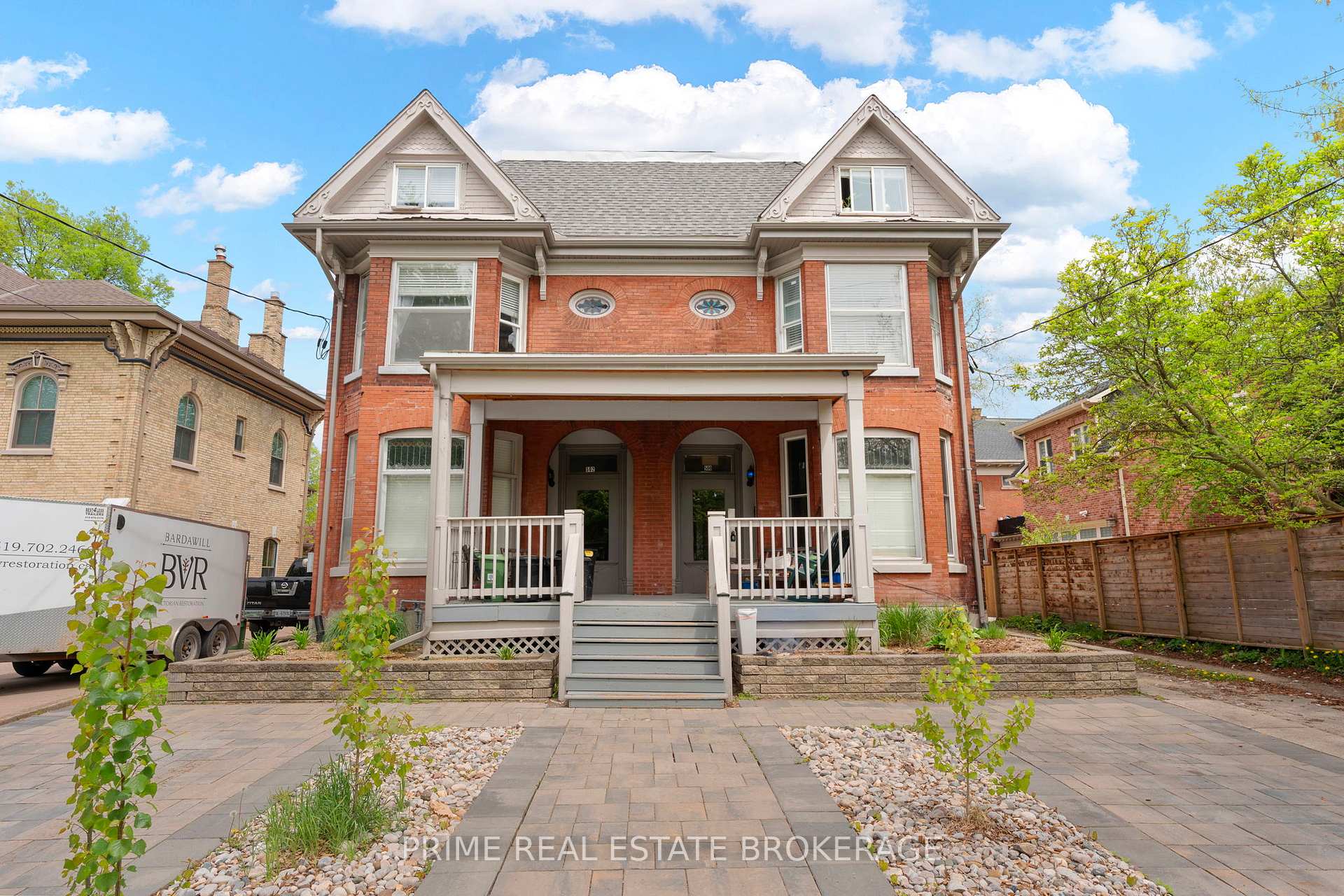 Front of 500-502 Colborne Street