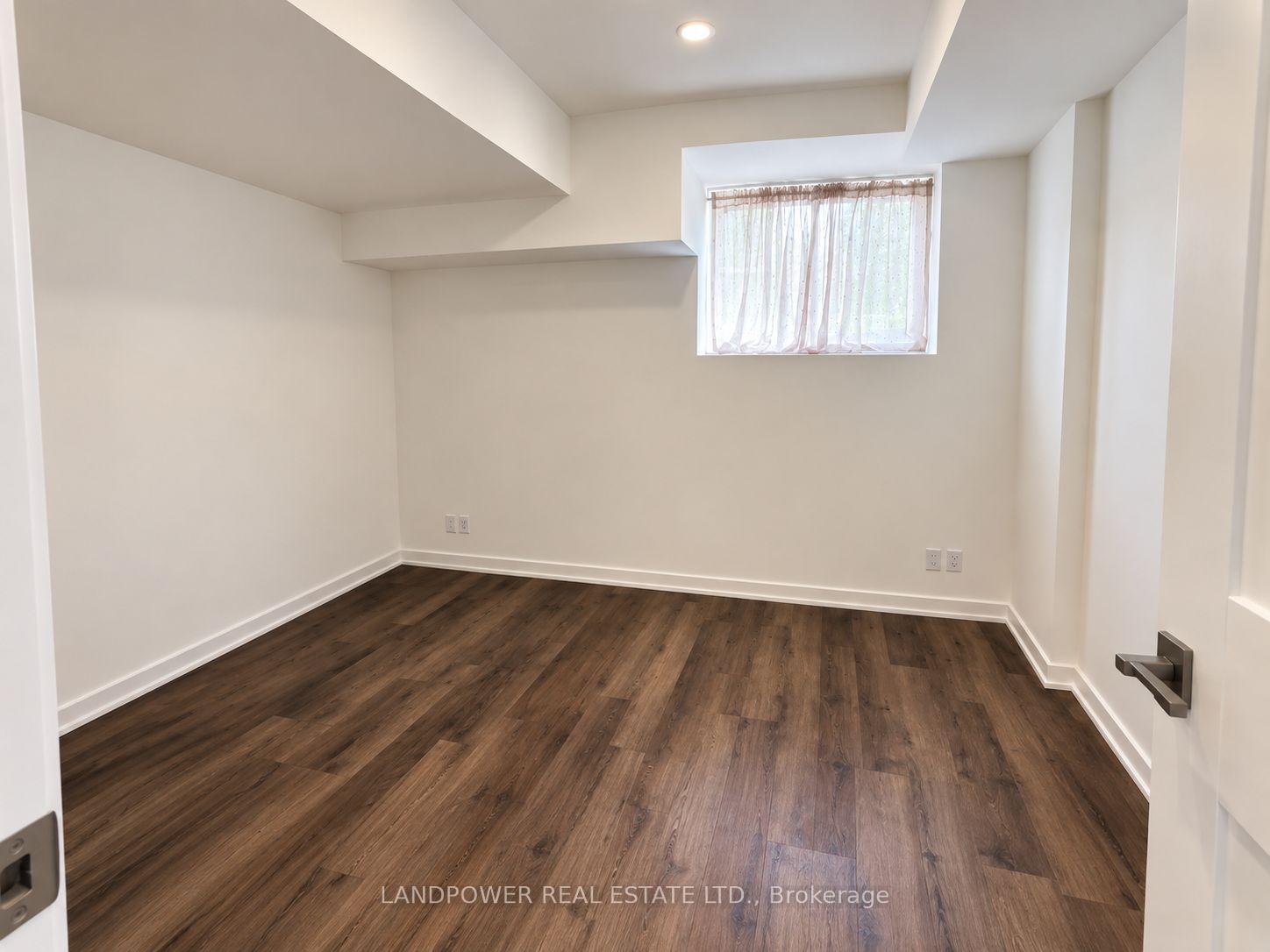 Photo 18 of Unit 21, 51 Winlock Park, North York, Newtonbrook East — HOMEH
