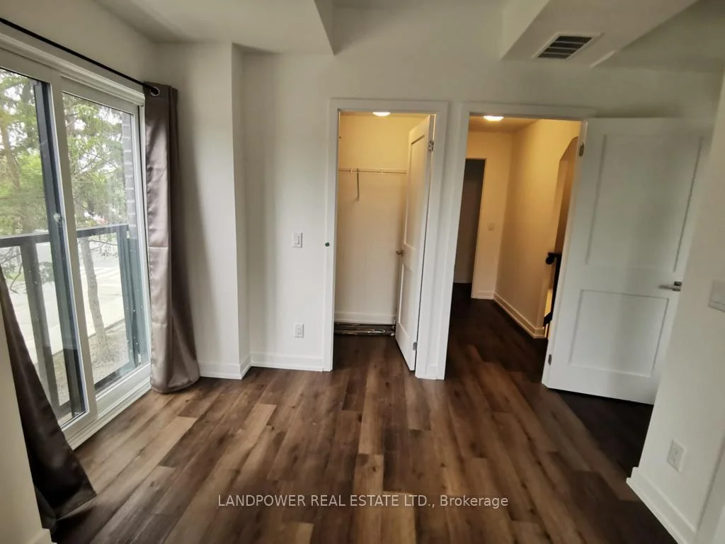 Photo 9 of Unit 21, 51 Winlock Park, North York, Newtonbrook East — HOMEH