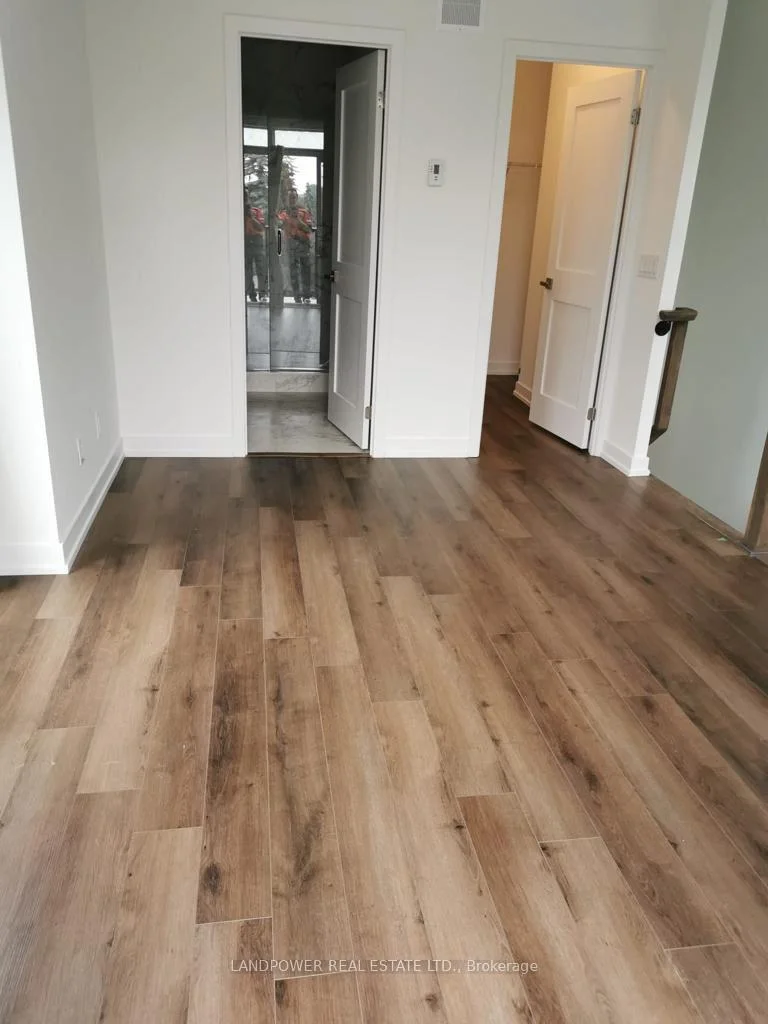 Photo 17 of Unit 21, 51 Winlock Park, North York, Newtonbrook East — HOMEH