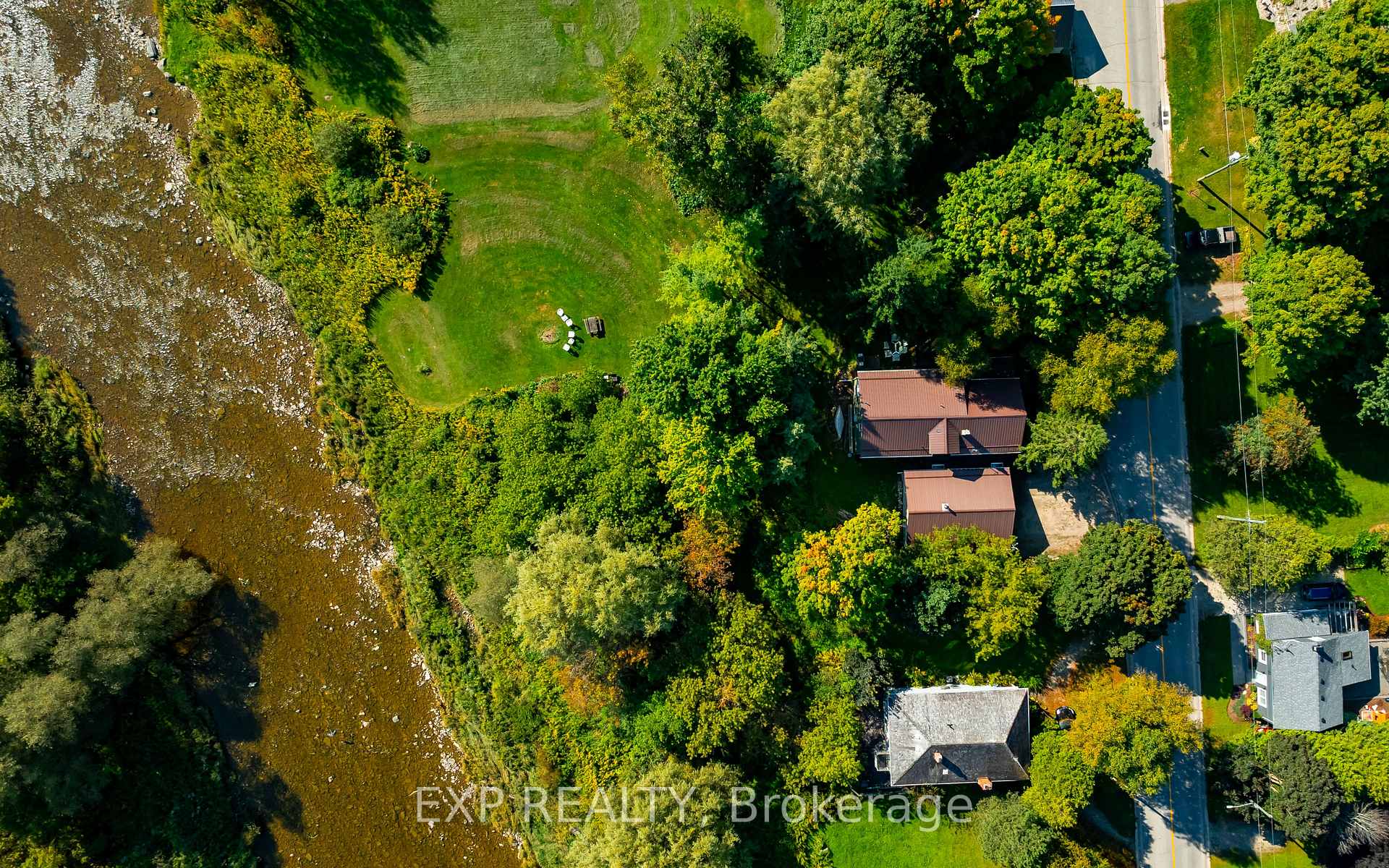 Photo 3 of 16 Mill Street, Amaranth, Rural Amaranth — HOMEH