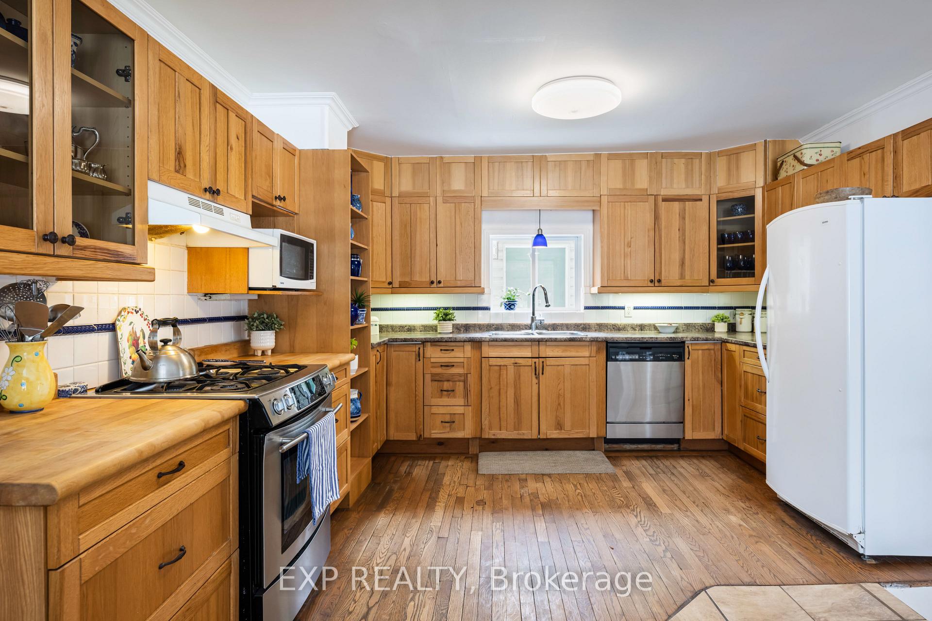 Photo 13 of 16 Mill Street, Amaranth, Rural Amaranth — HOMEH
