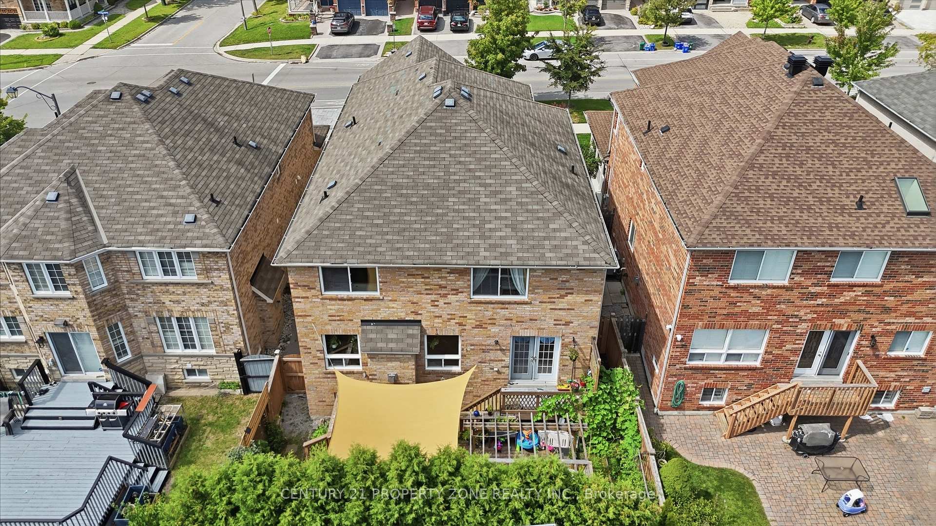 Photo 5 of 239 Williamson Drive W, Ajax, Northwest Ajax — HOMEH
