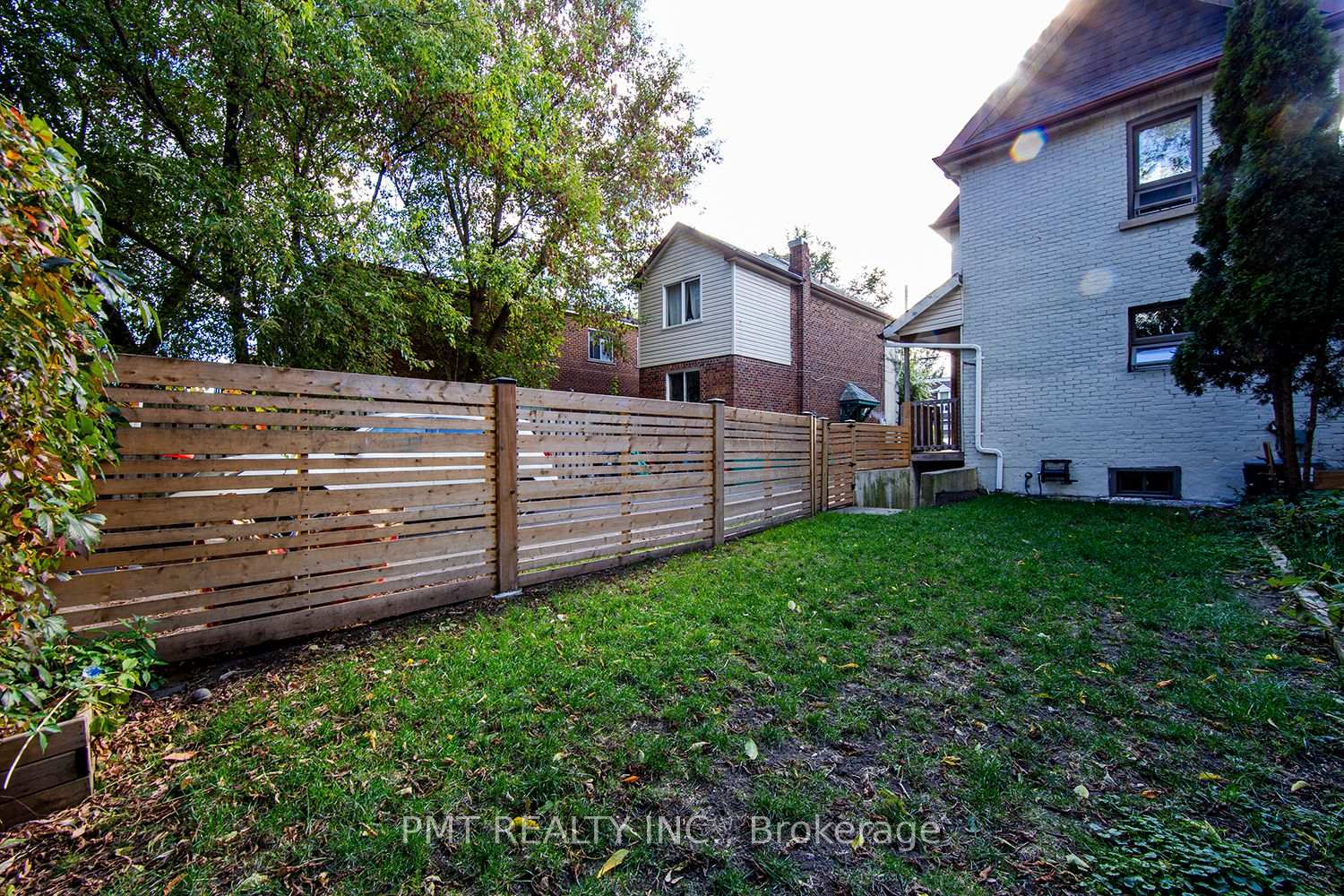 Photo 23 of Unit Bsmt, 39 Windermere Avenue, Toronto, High Park-Swansea — HOMEH