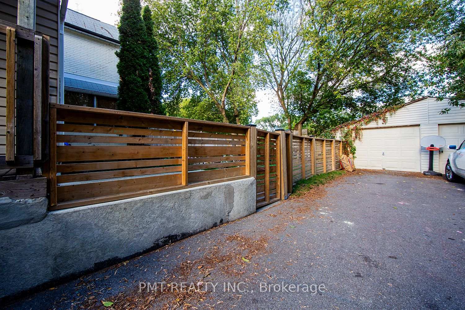 Photo 26 of Unit Bsmt, 39 Windermere Avenue, Toronto, High Park-Swansea — HOMEH