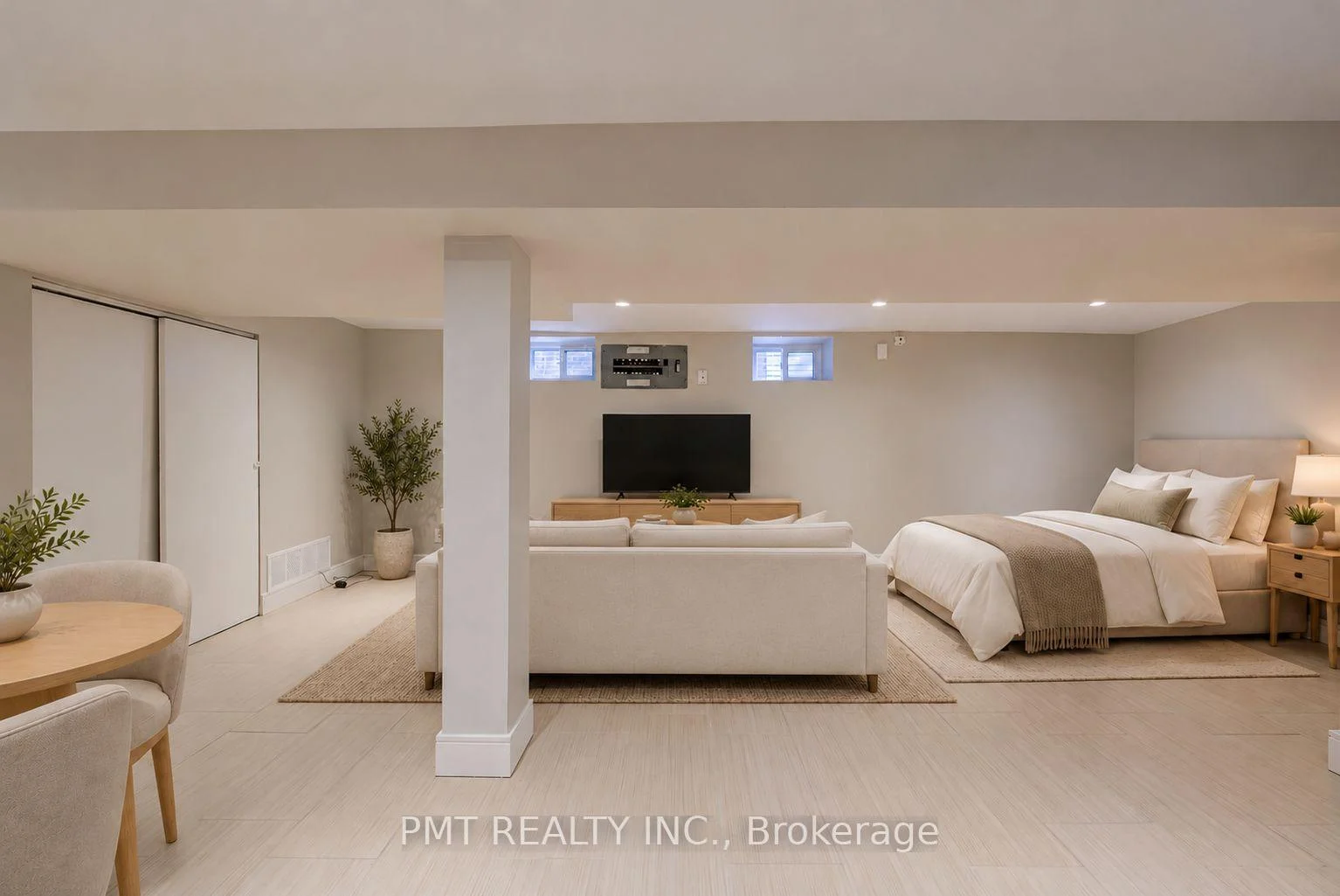 Photo 7 of Unit Bsmt, 39 Windermere Avenue, Toronto, High Park-Swansea — HOMEH