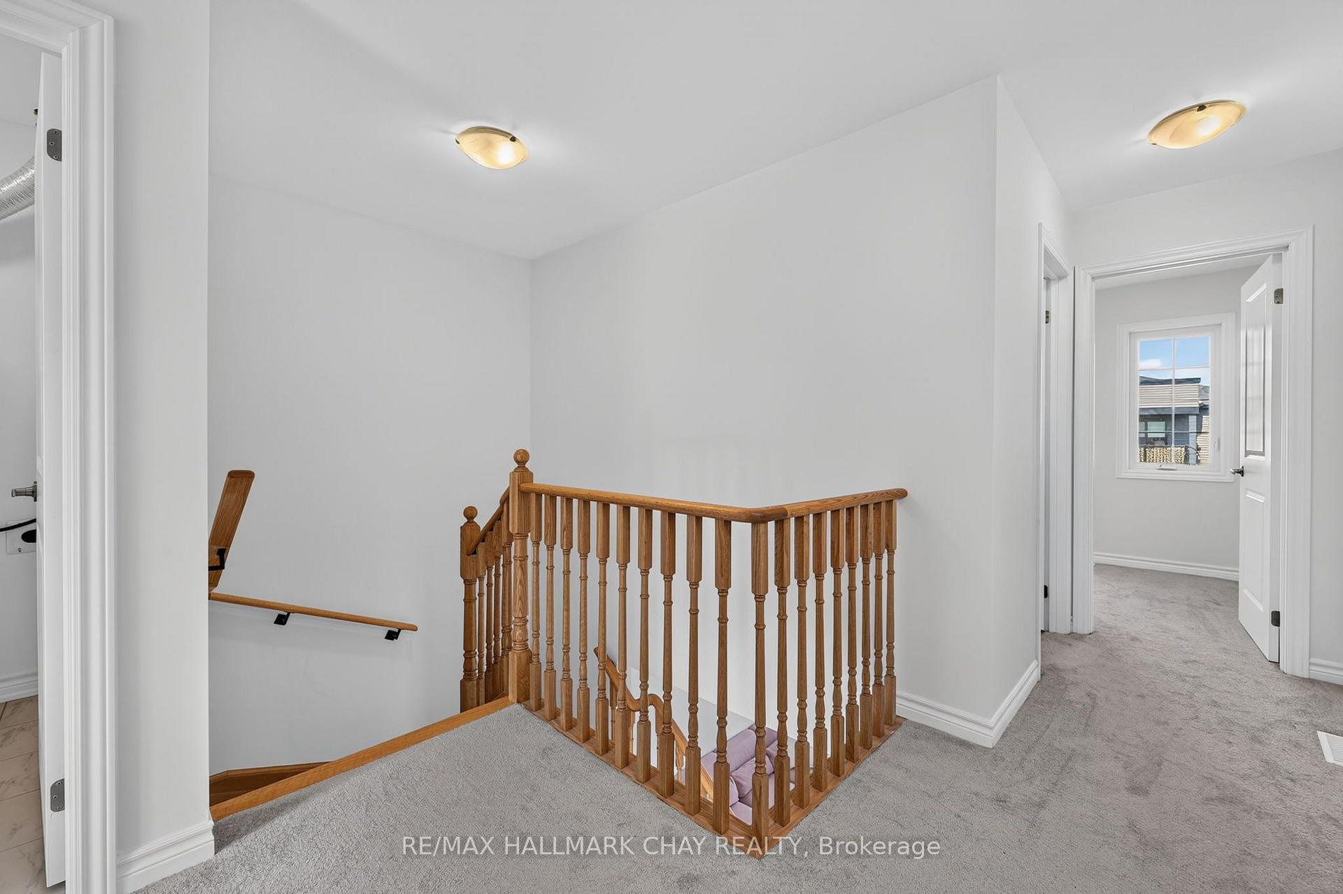 Photo 16 of 11 Pumpkin Corner Crescent, Barrie, Rural Barrie Southeast — HOMEH
