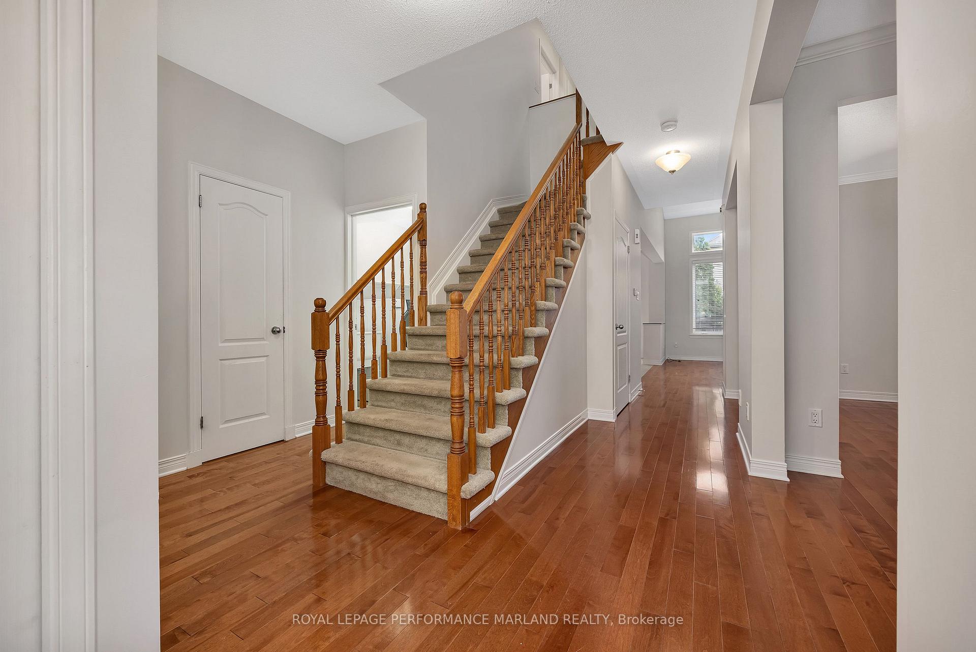Photo 4 of 108 Portrush Avenue, Ottawa, Barrhaven - Longfields — HOMEH