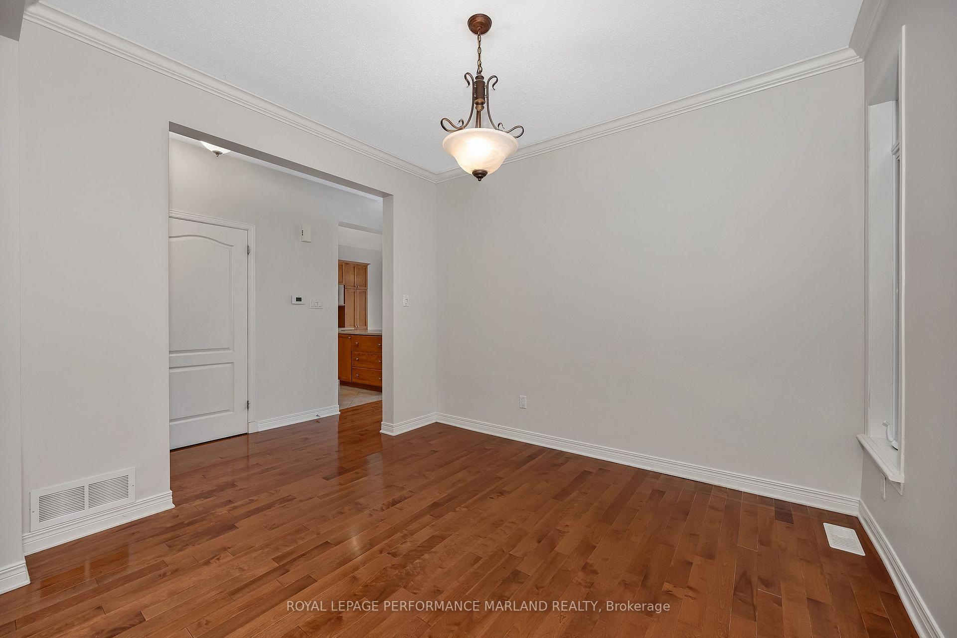 Photo 9 of 108 Portrush Avenue, Ottawa, Barrhaven - Longfields — HOMEH