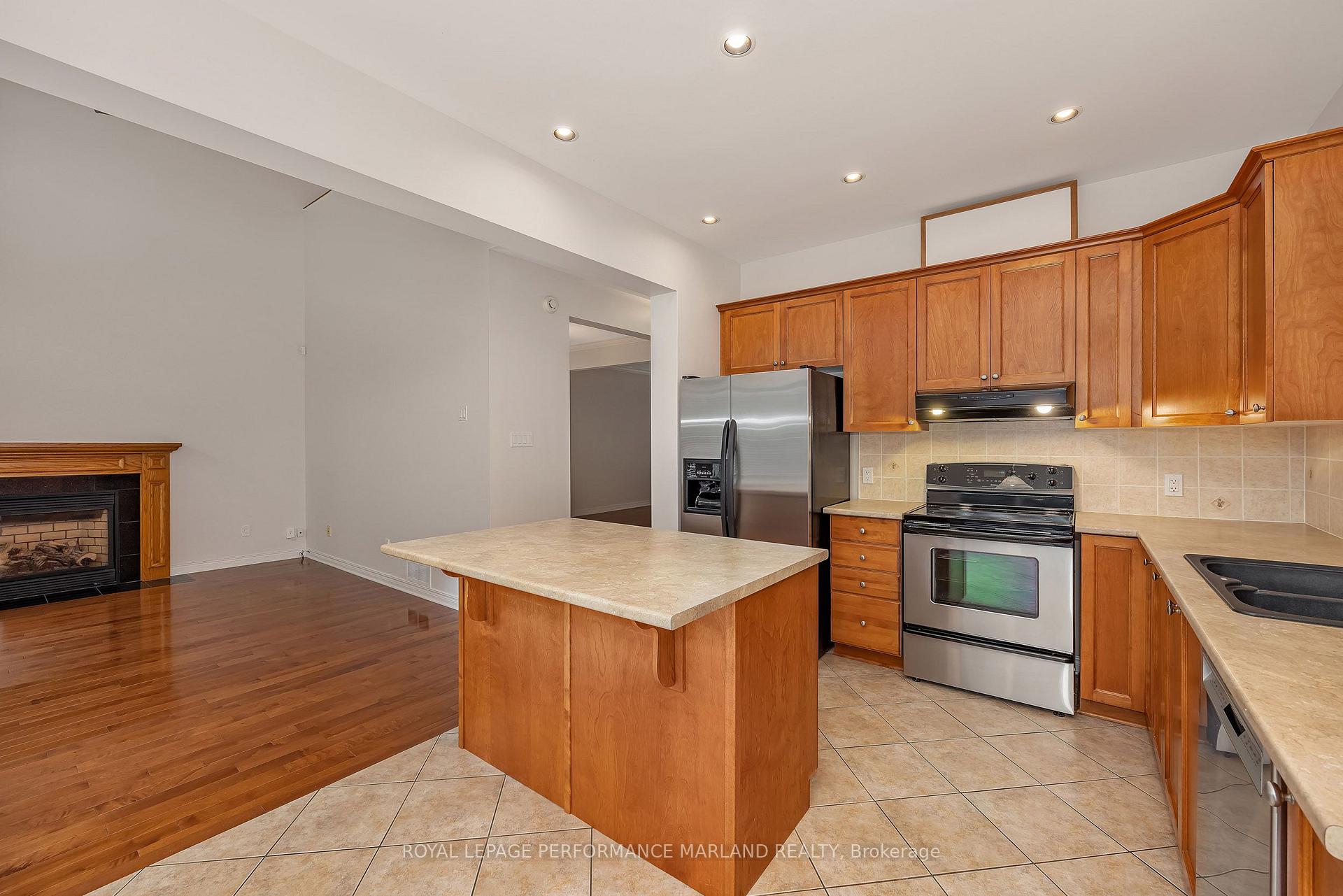 Photo 15 of 108 Portrush Avenue, Ottawa, Barrhaven - Longfields — HOMEH