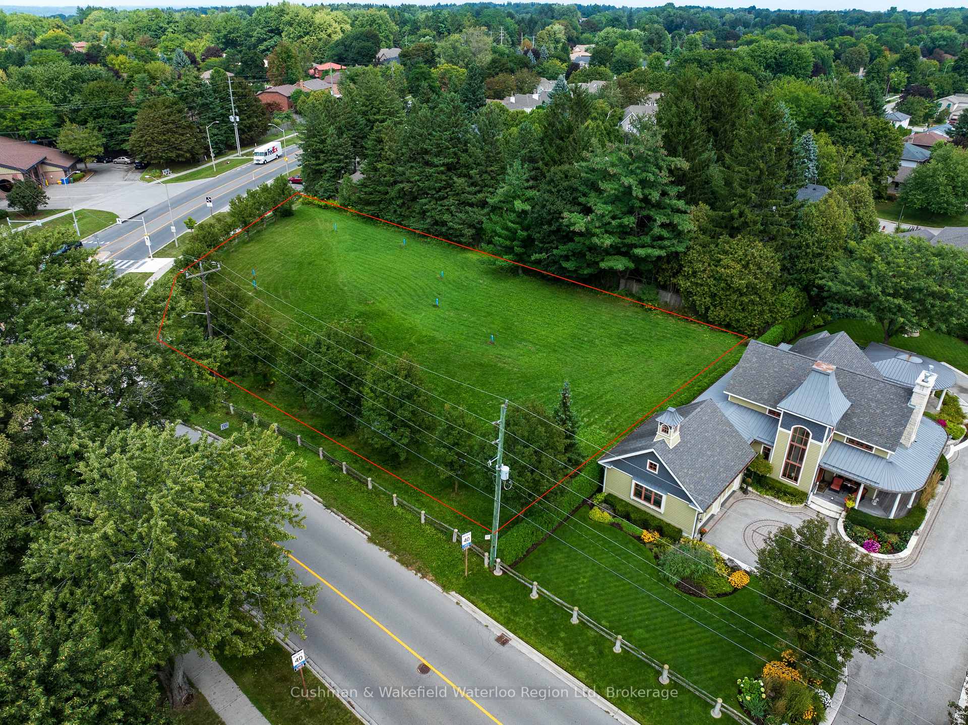 Photo 1 of 281 Hamilton Drive, Hamilton, Ancaster — HOMEH