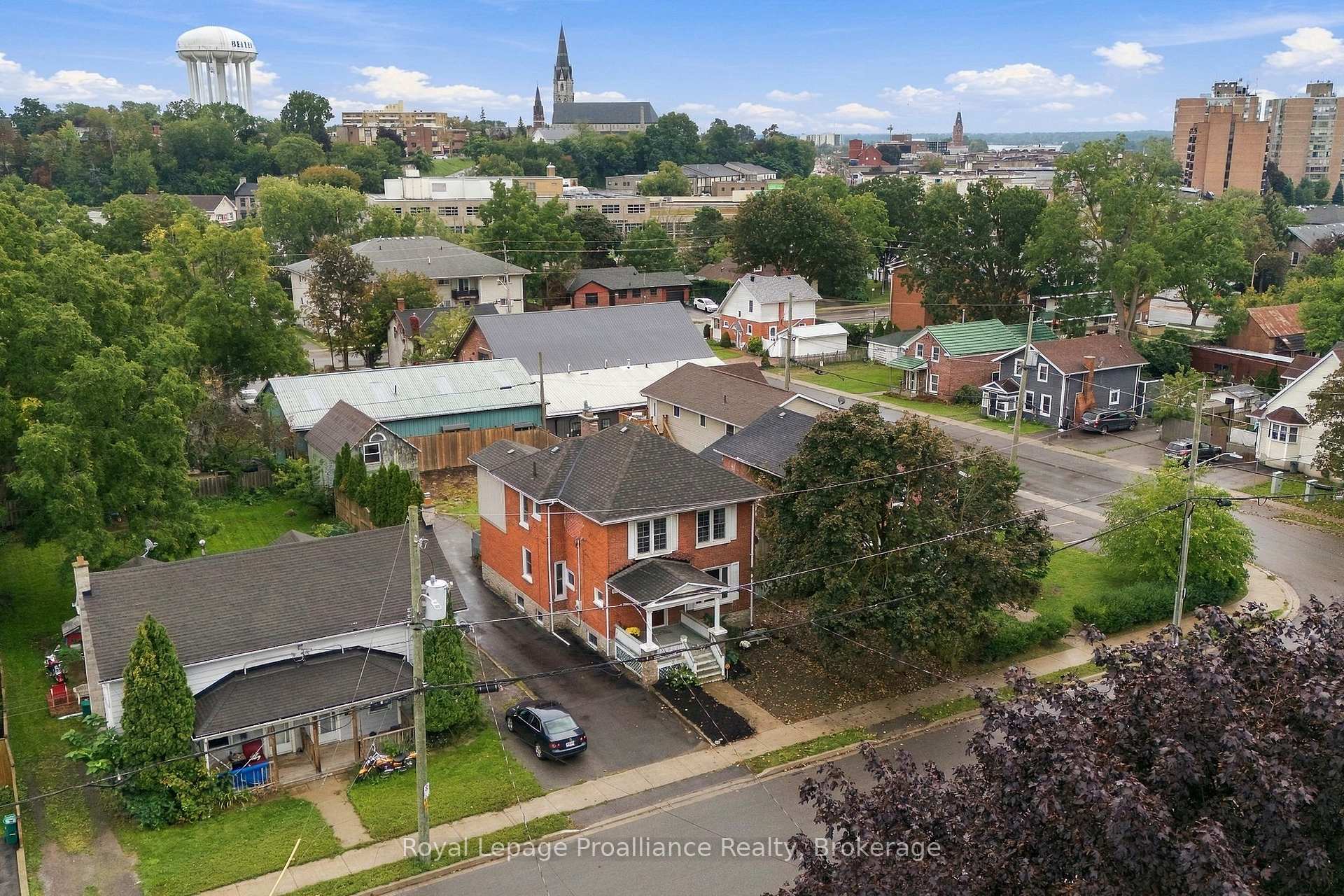 Photo 2 of 31 Grove Street, Belleville, Belleville Ward — HOMEH