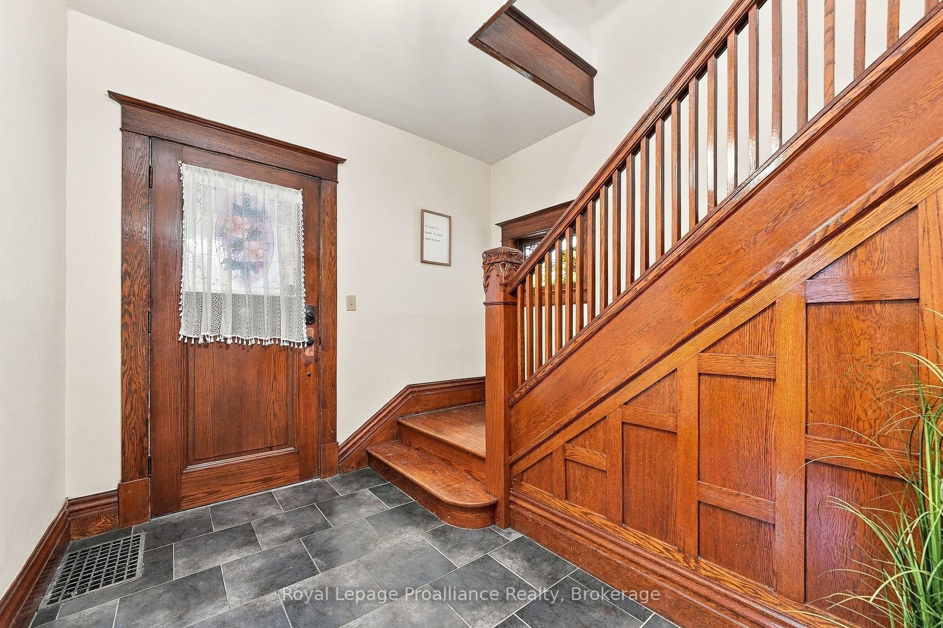 Photo 6 of 31 Grove Street, Belleville, Belleville Ward — HOMEH