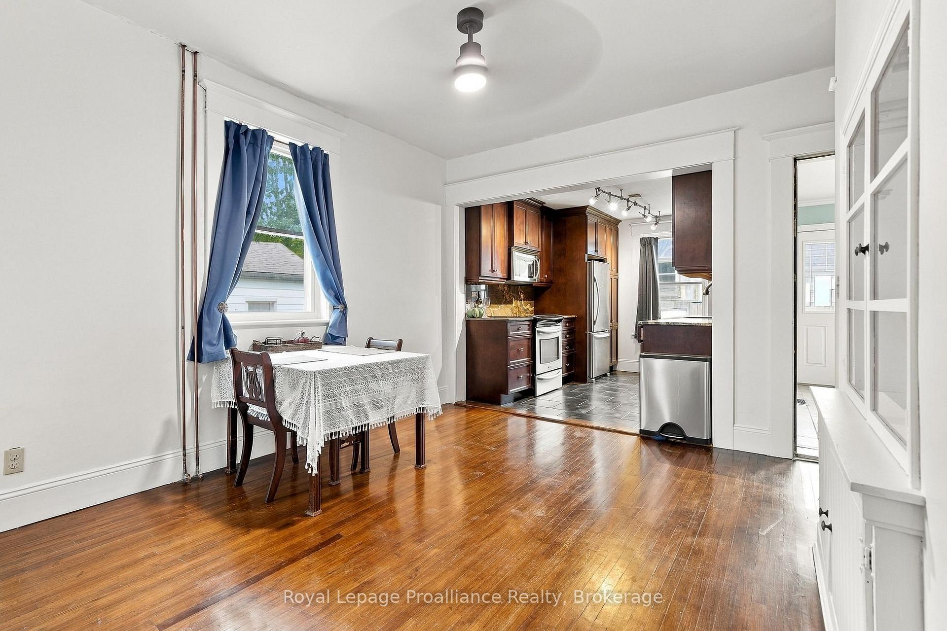Photo 15 of 31 Grove Street, Belleville, Belleville Ward — HOMEH