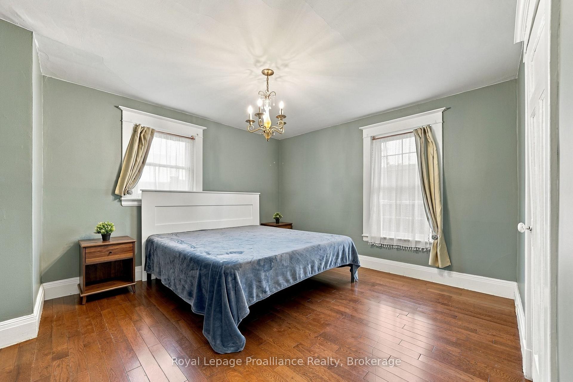 Photo 33 of 31 Grove Street, Belleville, Belleville Ward — HOMEH