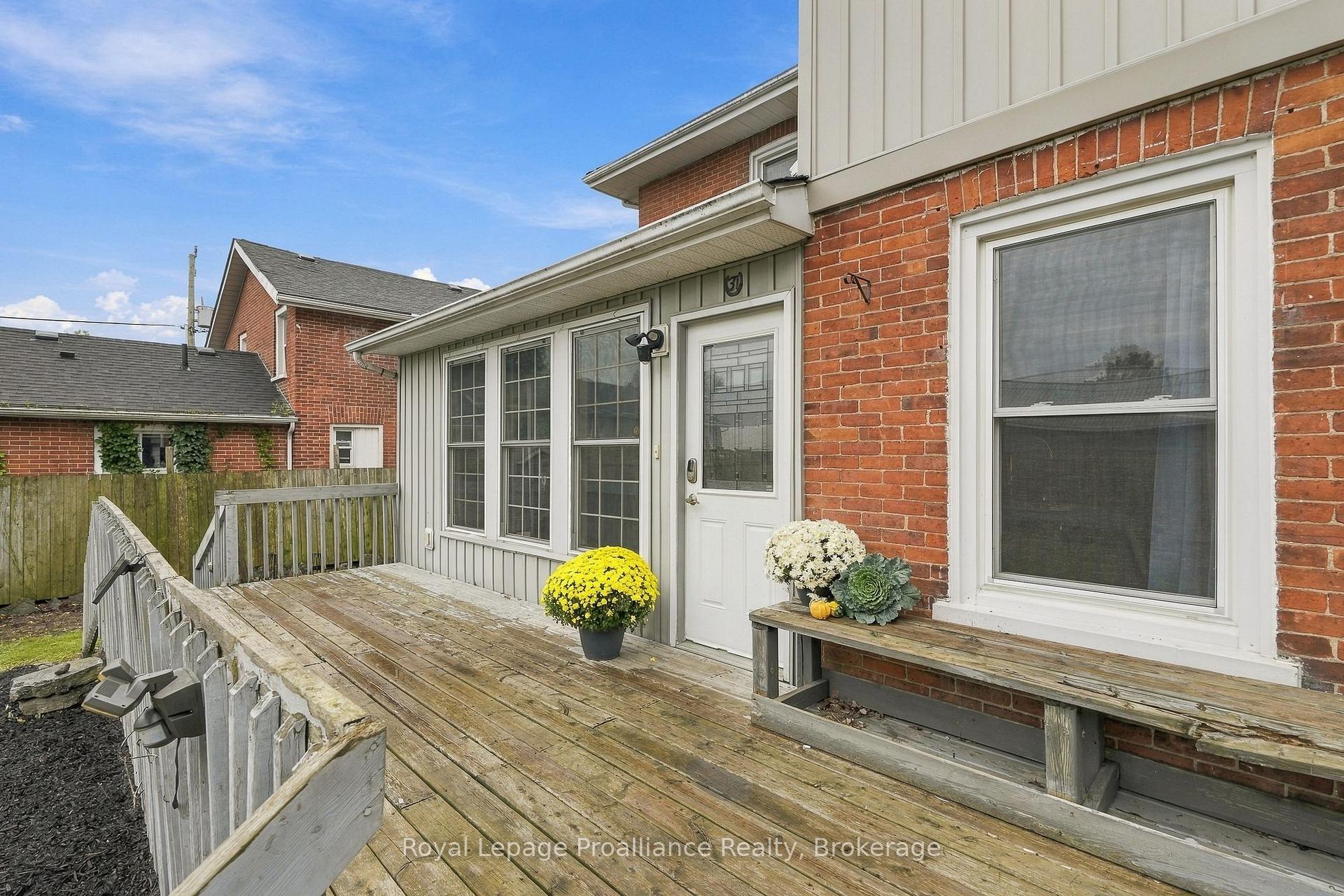 Photo 46 of 31 Grove Street, Belleville, Belleville Ward — HOMEH