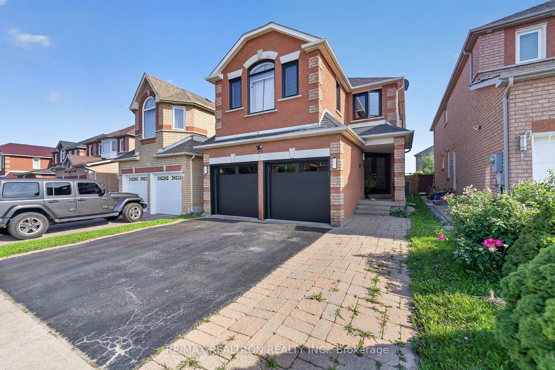 Photo 1 of Unit Basement, 29 Connery Crescent, Markham, Middlefield — HOMEH