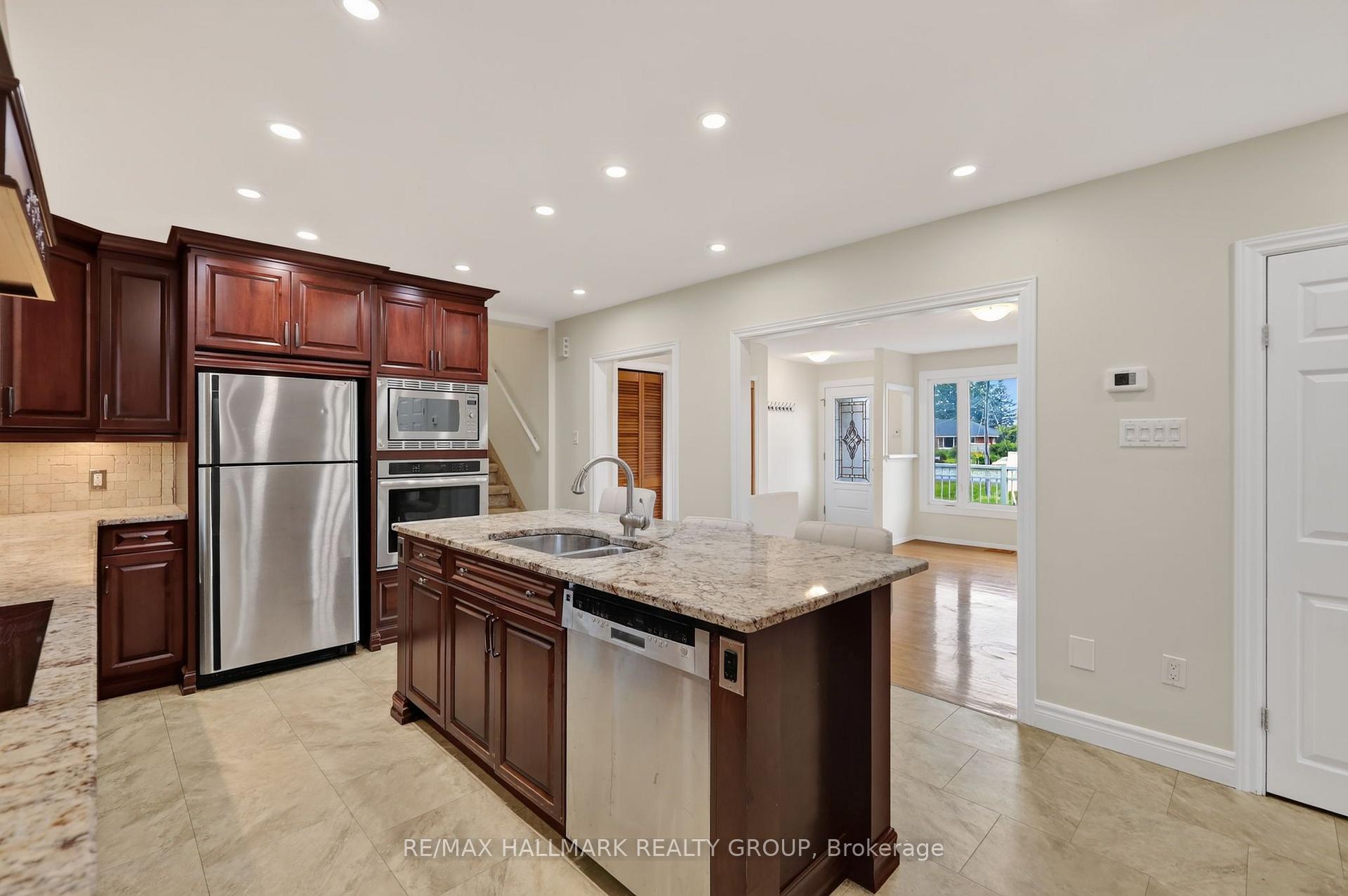 Photo 13 of 3649 Navan Road, Ottawa, Mer Bleue/Bradley Estates/Anderson Park — HOMEH