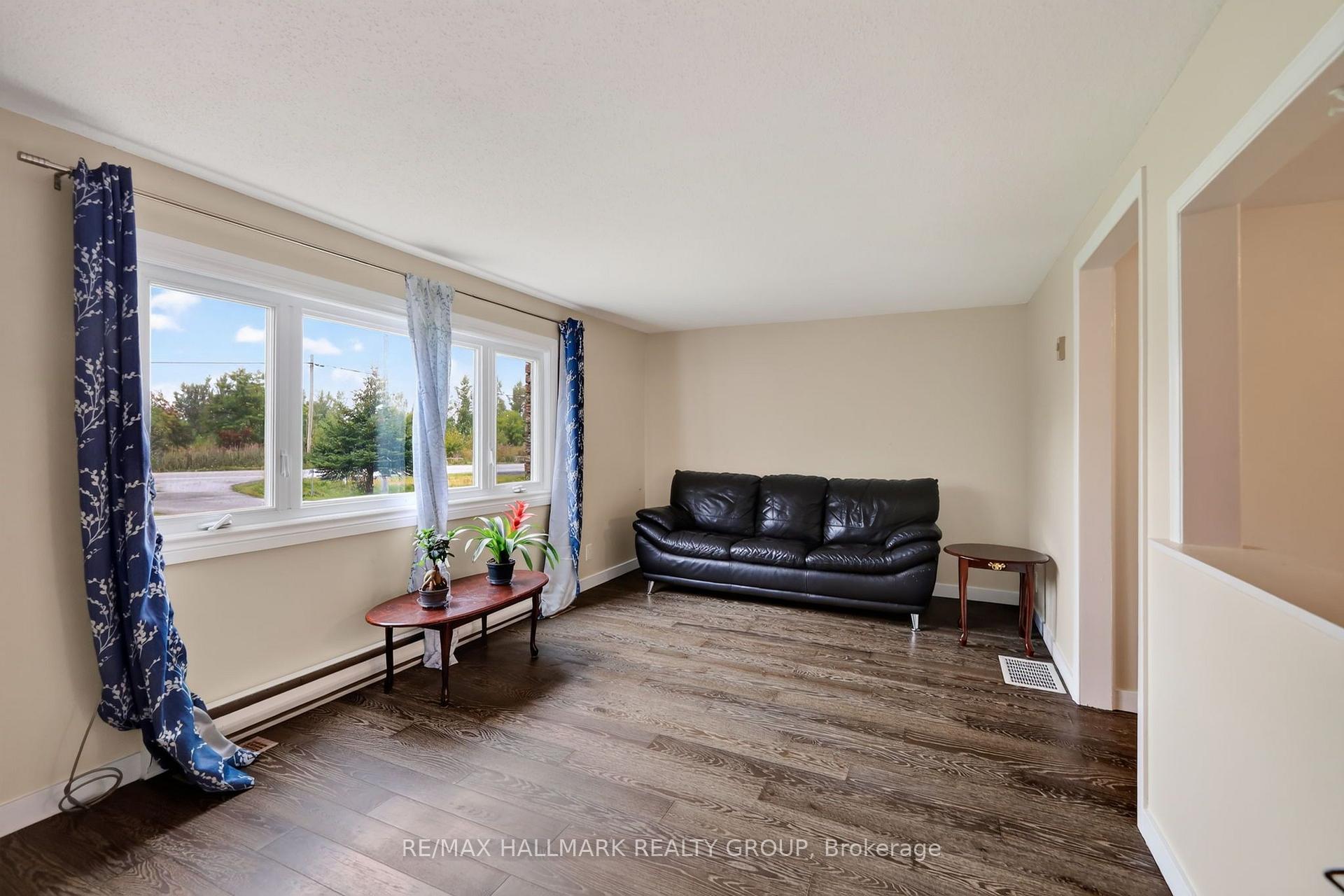 Photo 26 of 3649 Navan Road, Ottawa, Mer Bleue/Bradley Estates/Anderson Park — HOMEH