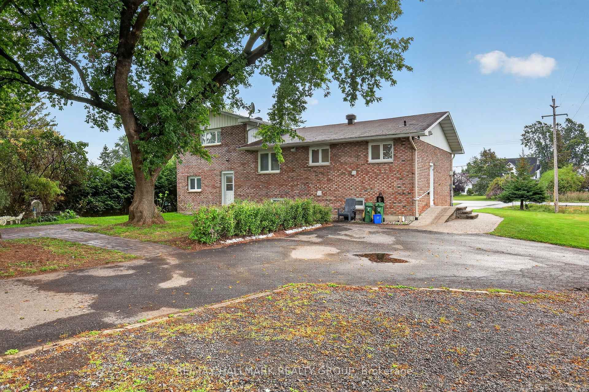 Photo 43 of 3649 Navan Road, Ottawa, Mer Bleue/Bradley Estates/Anderson Park — HOMEH