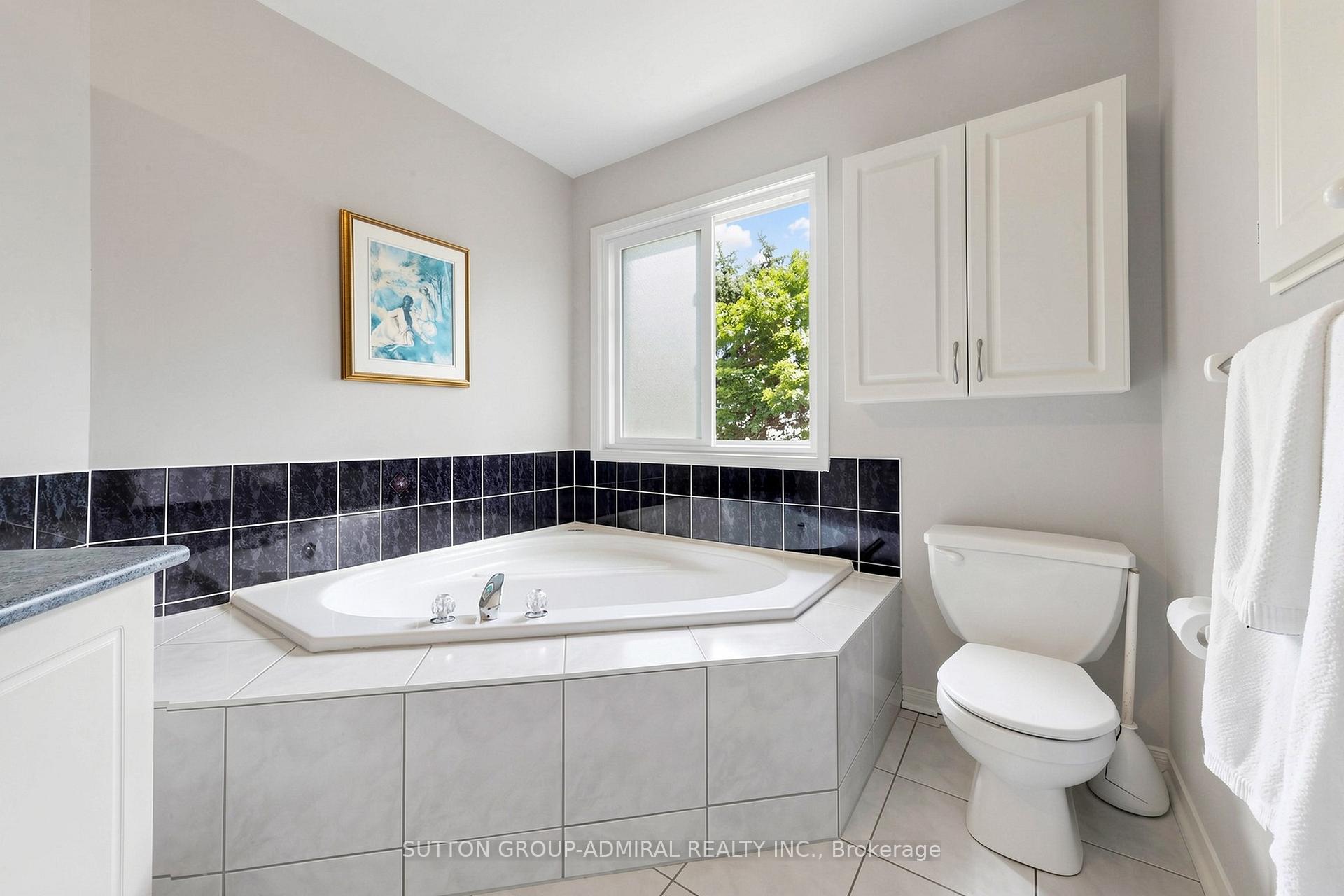 Photo 18 of 63 Katerina Avenue, Vaughan, Beverley Glen — HOMEH