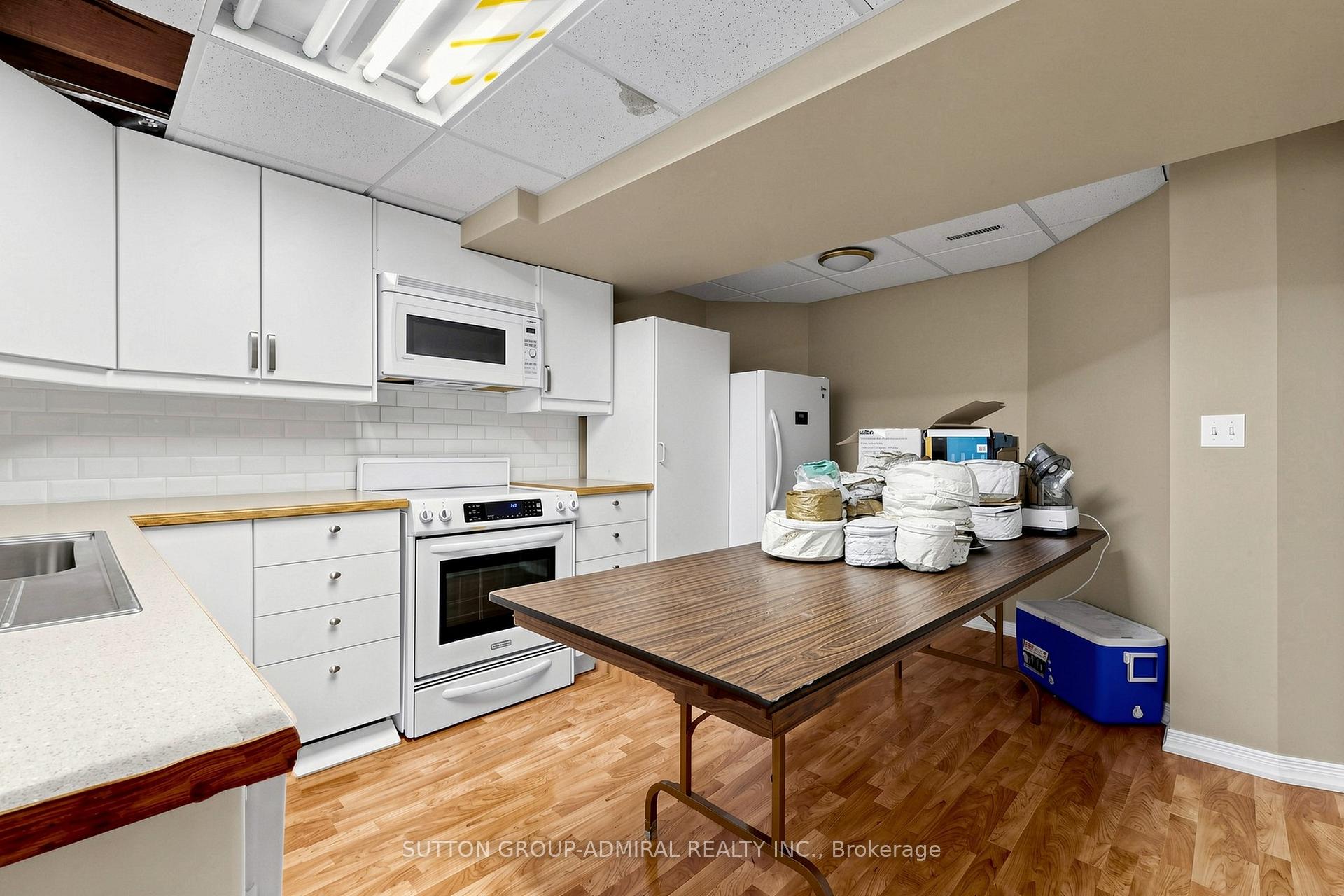 Photo 22 of 63 Katerina Avenue, Vaughan, Beverley Glen — HOMEH