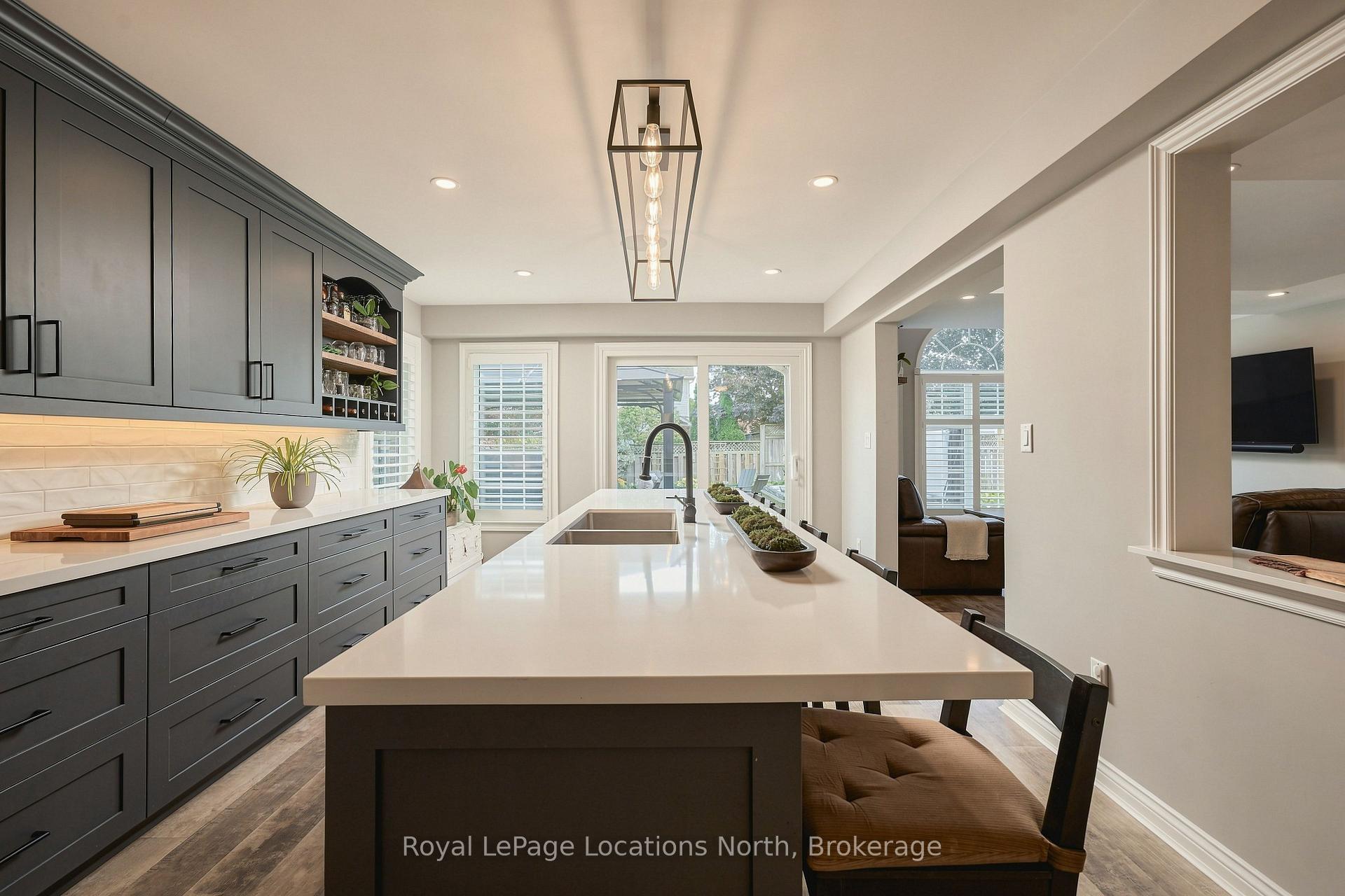Photo 8 of 20 Highlands Crescent, Collingwood — HOMEH