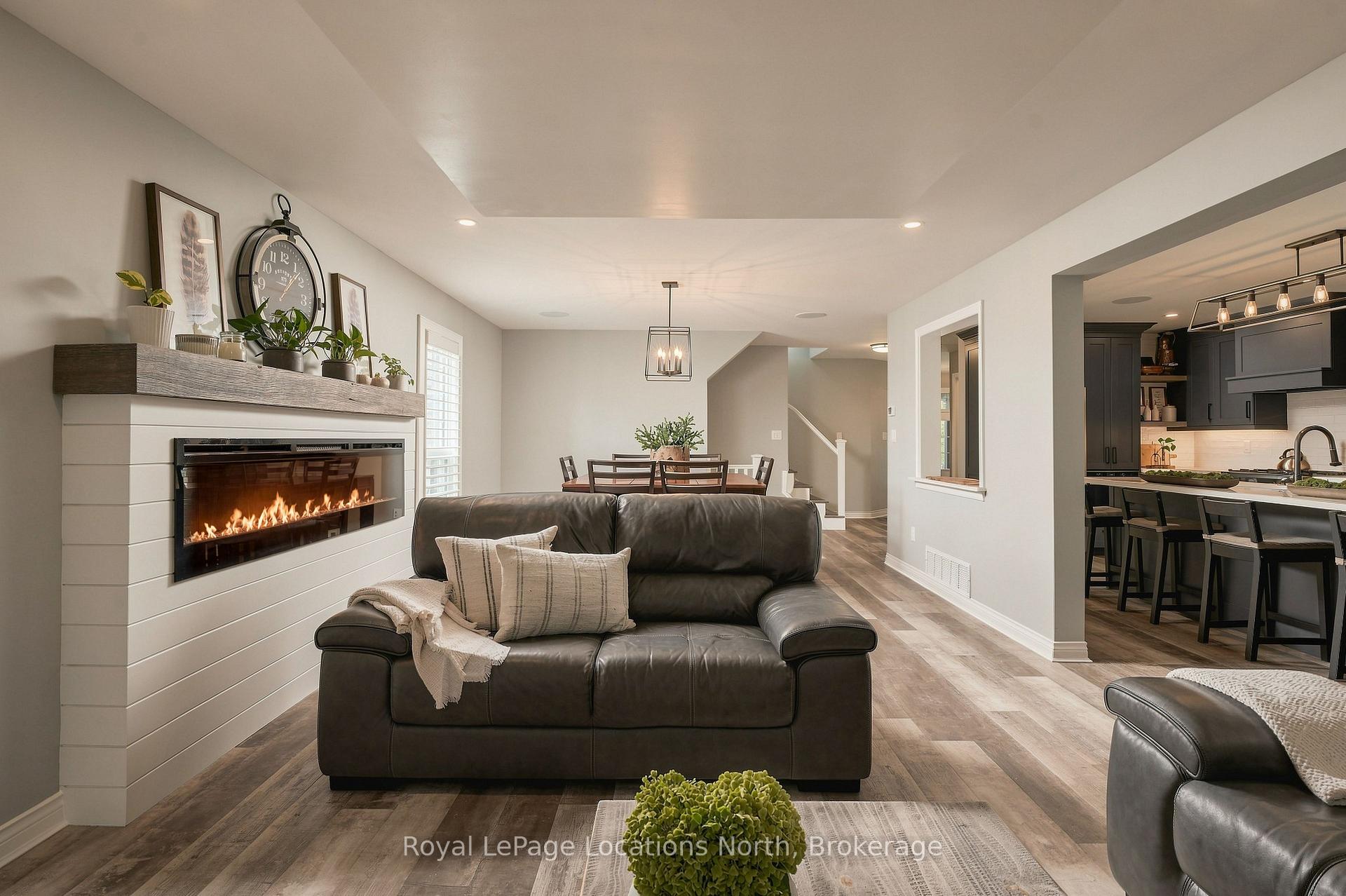 Photo 25 of 20 Highlands Crescent, Collingwood — HOMEH