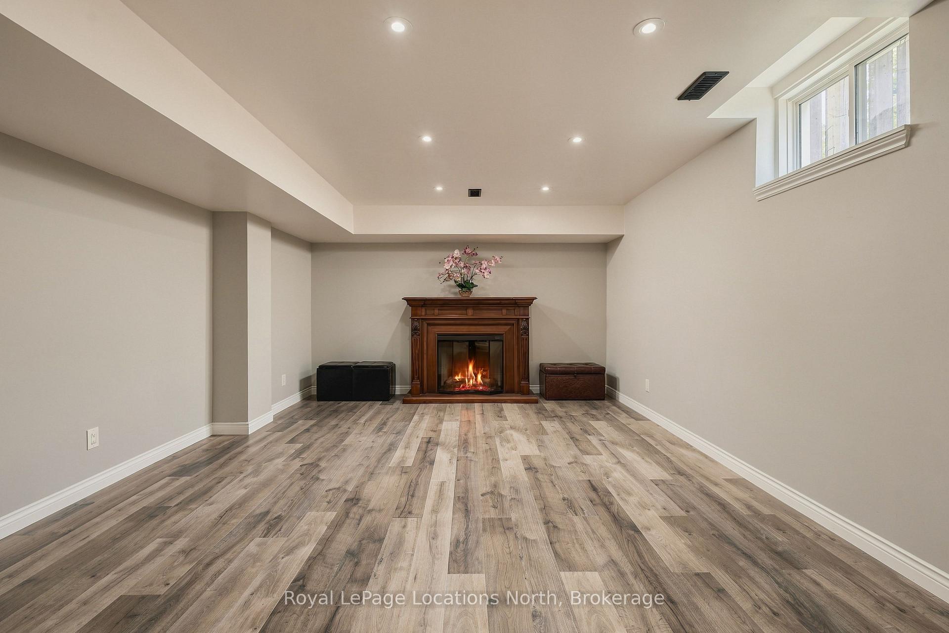 Photo 47 of 20 Highlands Crescent, Collingwood — HOMEH