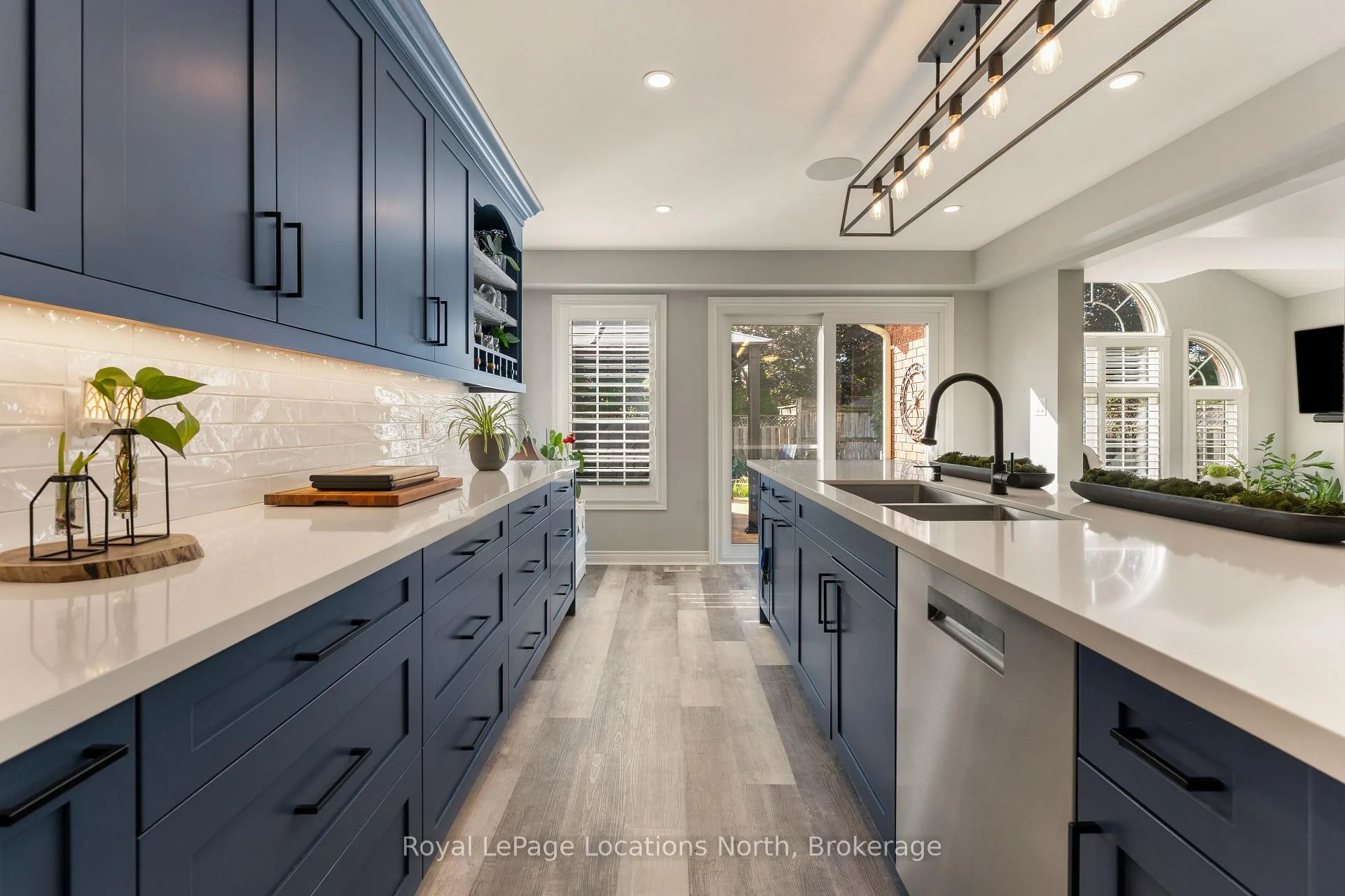 Photo 12 of 20 Highlands Crescent, Collingwood — HOMEH